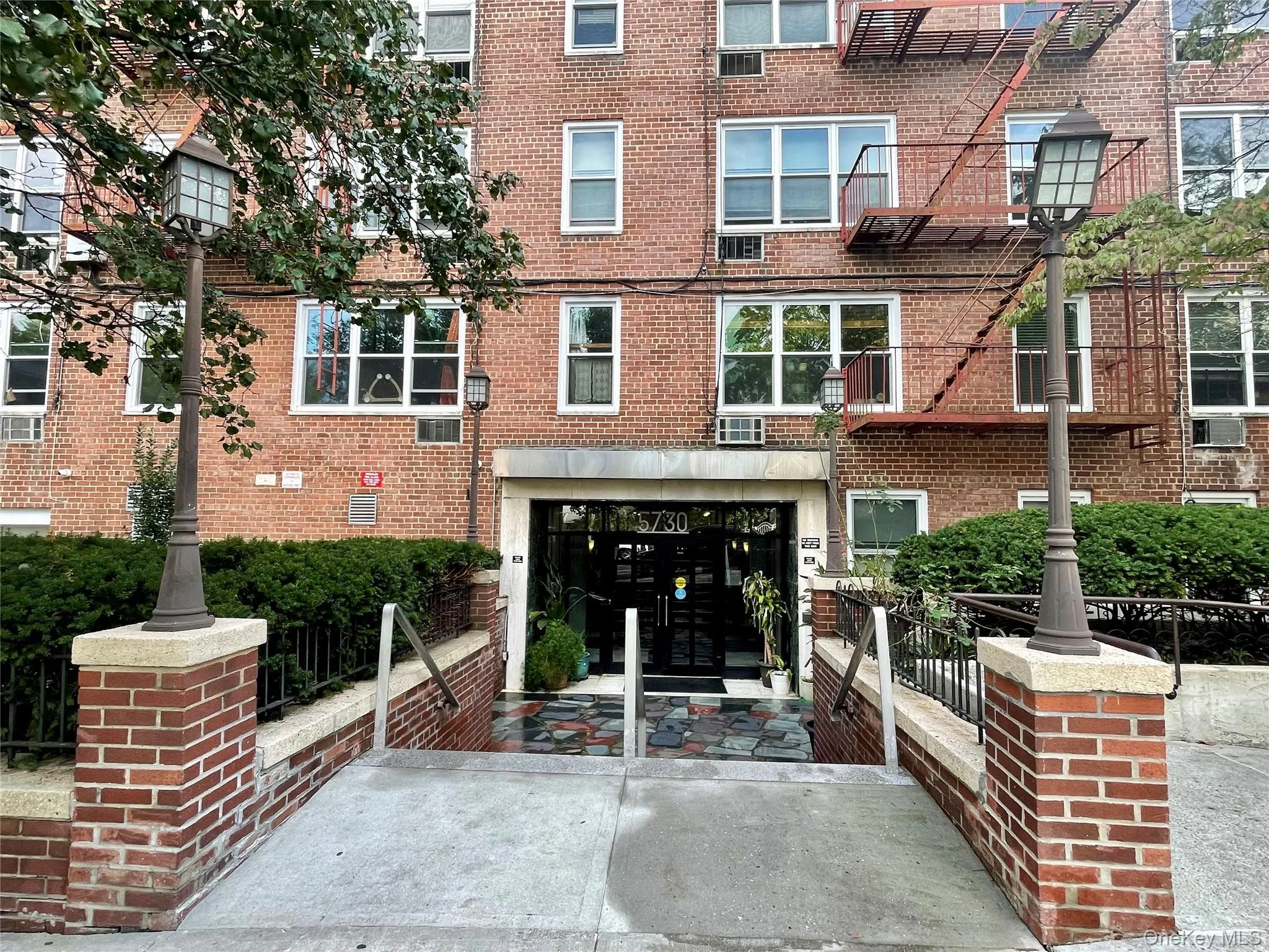 5730 Mosholu Avenue, New York, NY, 1 Bedroom Bedrooms, 3 Rooms Rooms,1 BathroomBathrooms,Residential Lease,For Rent,Mosholu,0,1033023 5730 Mosholu Avenue, New York, NY, 1 Bedroom Bedrooms, 3 Rooms Rooms,1 BathroomBathrooms,Residential Lease,For Rent,Mosholu,0,1033023