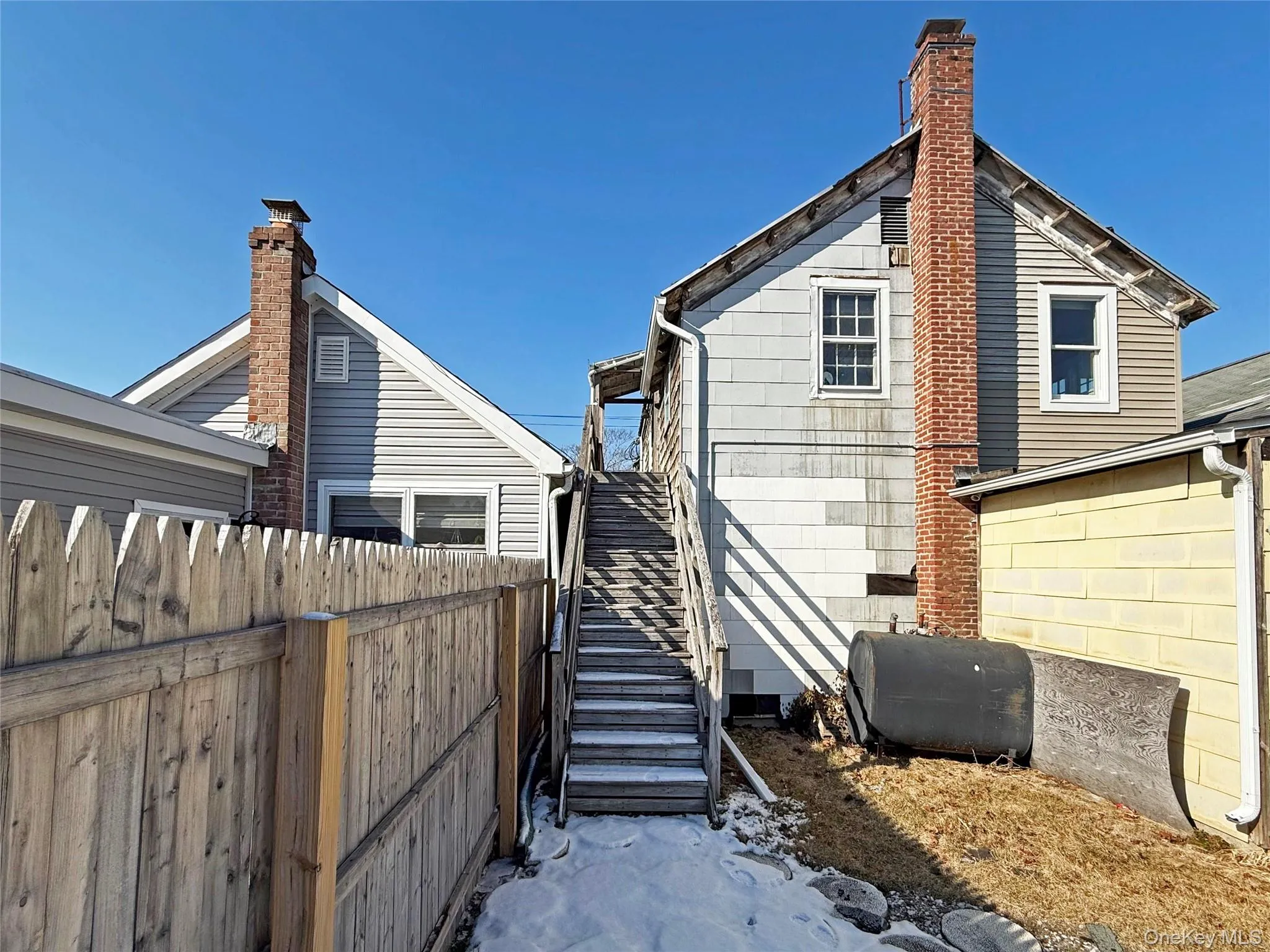 495 Montauk Highway, Southampton, NY, 2 Bedrooms Bedrooms, 4 Rooms Rooms,1 BathroomBathrooms,Residential Lease,For Rent,Montauk,0,1033024 495 Montauk Highway, Southampton, NY, 2 Bedrooms Bedrooms, 4 Rooms Rooms,1 BathroomBathrooms,Residential Lease,For Rent,Montauk,0,1033024