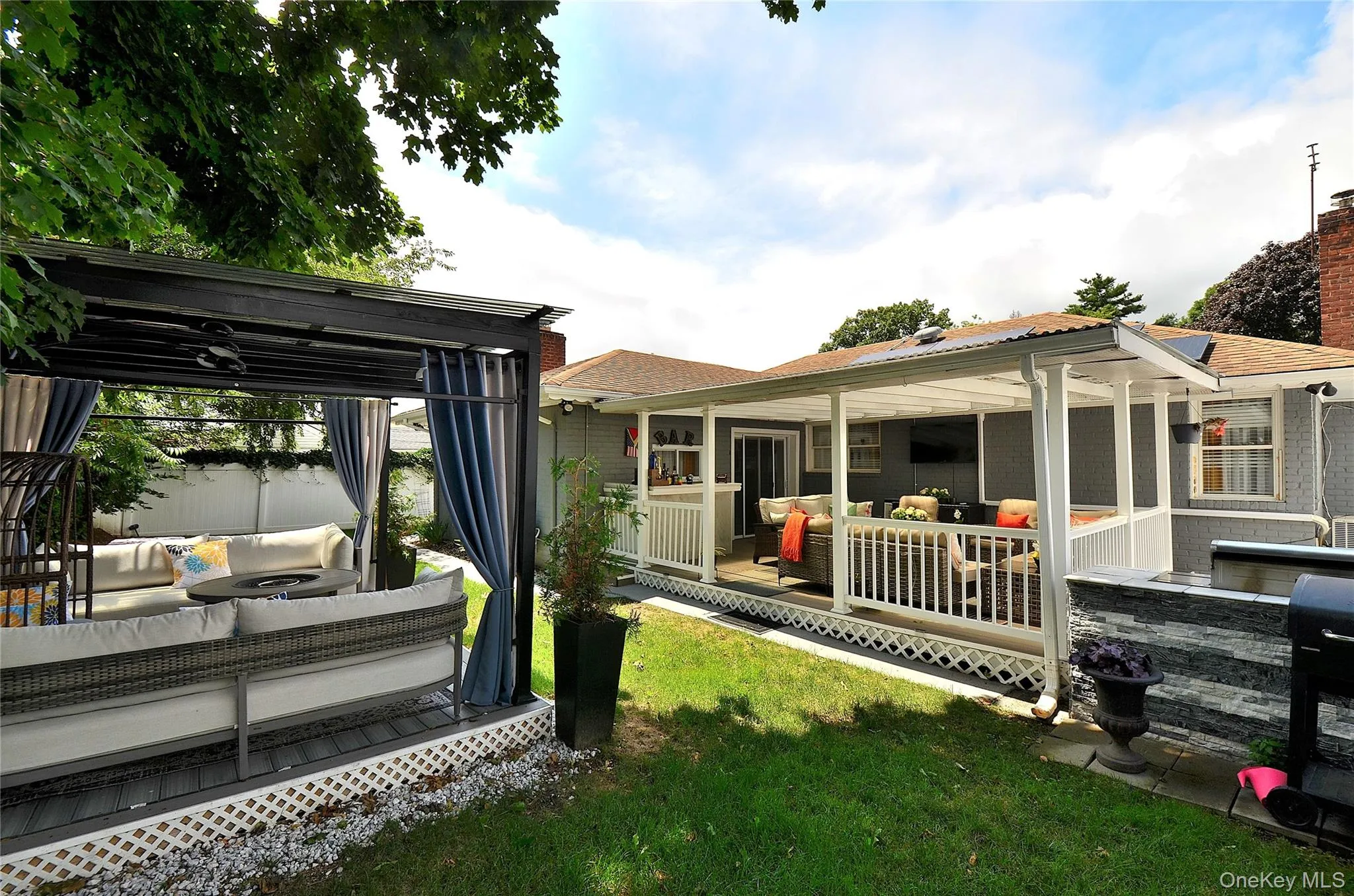 831 Shell Street, Hempstead, NY, 3 Bedrooms Bedrooms, 11 Rooms Rooms,2 BathroomsBathrooms,Residential,For Rent,Shell,0,1033025 831 Shell Street, Hempstead, NY, 3 Bedrooms Bedrooms, 11 Rooms Rooms,2 BathroomsBathrooms,Residential,For Rent,Shell,0,1033025