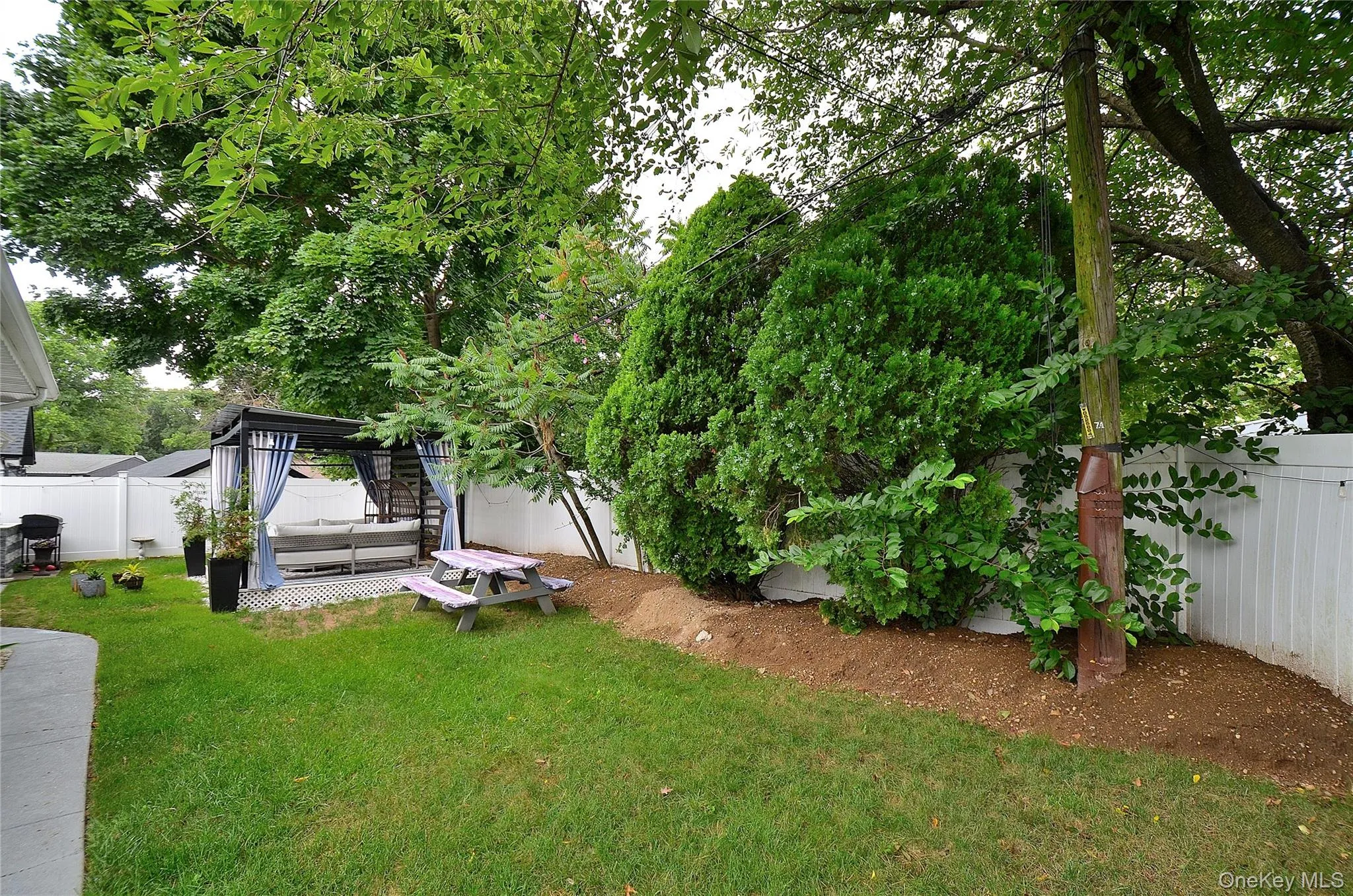 831 Shell Street, Hempstead, NY, 3 Bedrooms Bedrooms, 11 Rooms Rooms,2 BathroomsBathrooms,Residential,For Rent,Shell,0,1033025 831 Shell Street, Hempstead, NY, 3 Bedrooms Bedrooms, 11 Rooms Rooms,2 BathroomsBathrooms,Residential,For Rent,Shell,0,1033025