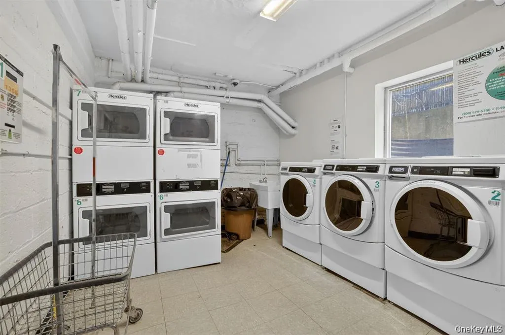 205 Post Road, White Plains, NY, 2 Bedrooms Bedrooms, 4 Rooms Rooms,1 BathroomBathrooms,Residential,For Rent,Post Road,0,1033029 205 Post Road, White Plains, NY, 2 Bedrooms Bedrooms, 4 Rooms Rooms,1 BathroomBathrooms,Residential,For Rent,Post Road,0,1033029