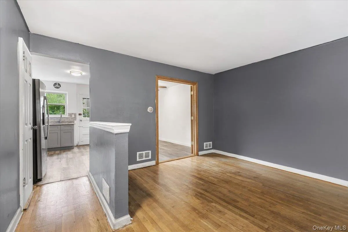 1319 Hicks Street, New York, NY, 3 Bedrooms Bedrooms, 6 Rooms Rooms,1 BathroomBathrooms,Residential,For Rent,Hicks,0,1033031 1319 Hicks Street, New York, NY, 3 Bedrooms Bedrooms, 6 Rooms Rooms,1 BathroomBathrooms,Residential,For Rent,Hicks,0,1033031