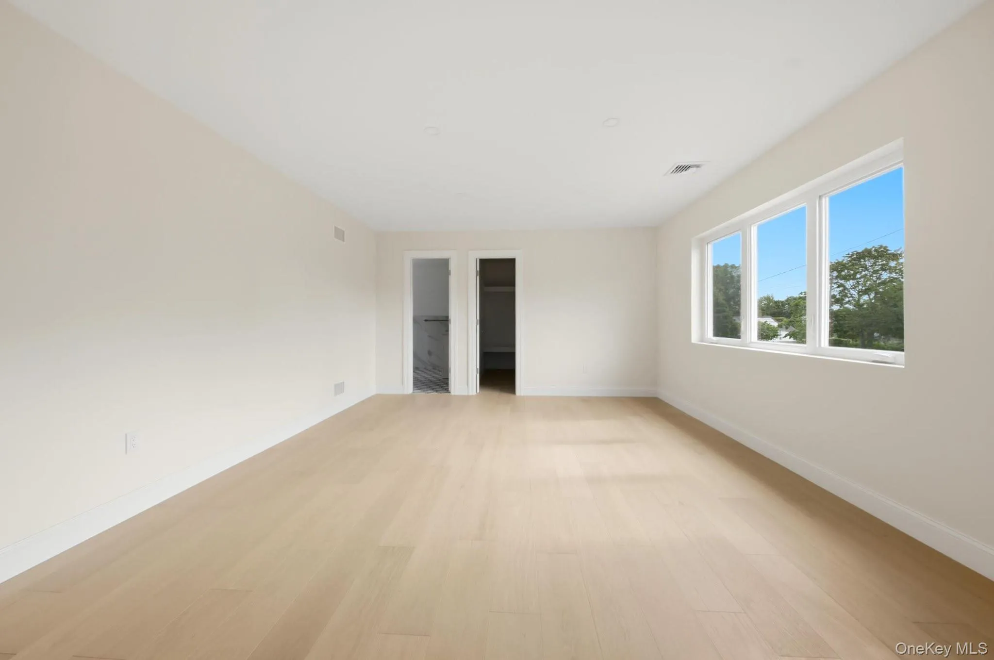 136 Udall Road, Islip, NY, 5 Bedrooms Bedrooms, 8 Rooms Rooms,3 BathroomsBathrooms,Residential,For Rent,Udall,0,1033032 136 Udall Road, Islip, NY, 5 Bedrooms Bedrooms, 8 Rooms Rooms,3 BathroomsBathrooms,Residential,For Rent,Udall,0,1033032