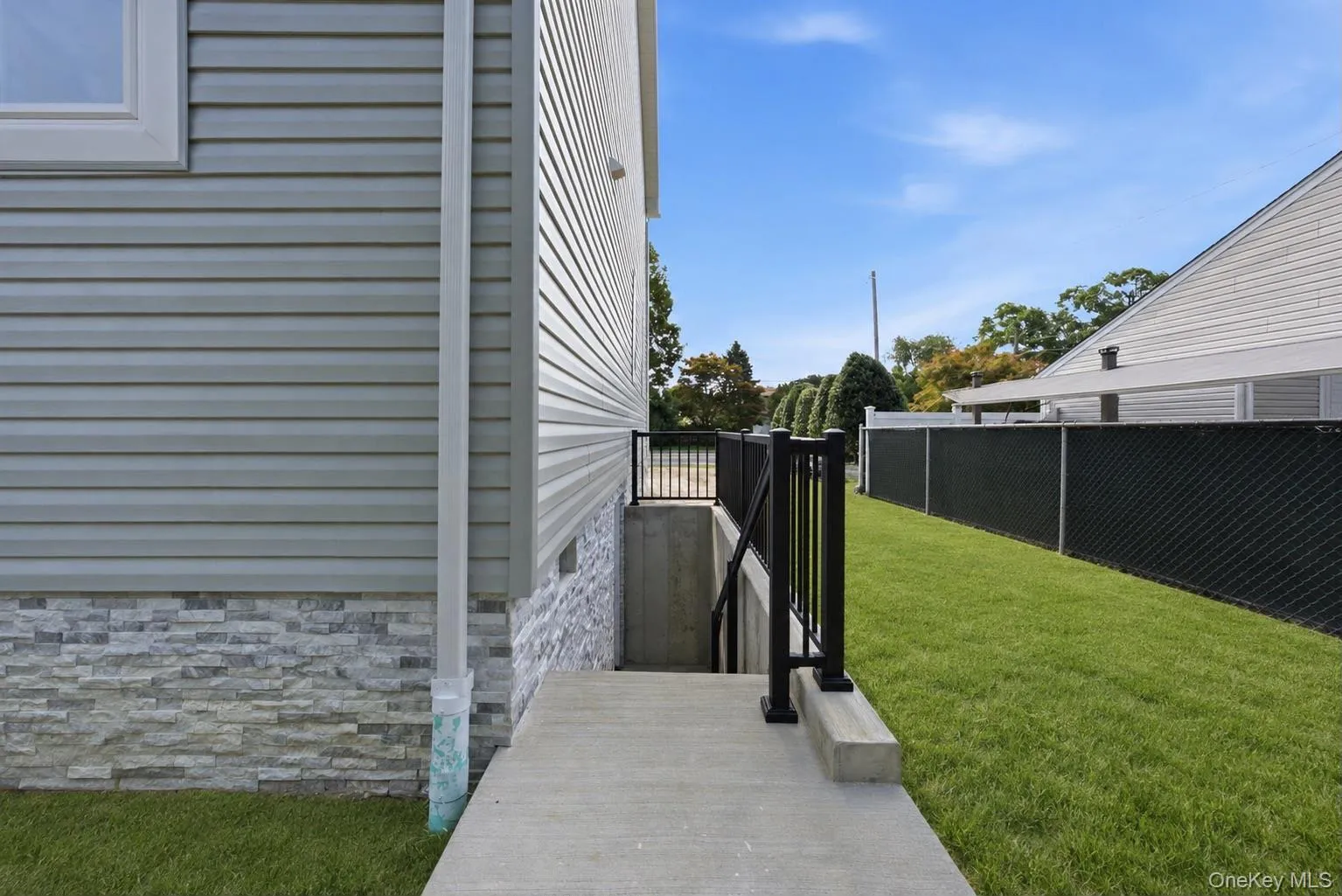 136 Udall Road, Islip, NY, 5 Bedrooms Bedrooms, 8 Rooms Rooms,3 BathroomsBathrooms,Residential,For Rent,Udall,0,1033032 136 Udall Road, Islip, NY, 5 Bedrooms Bedrooms, 8 Rooms Rooms,3 BathroomsBathrooms,Residential,For Rent,Udall,0,1033032