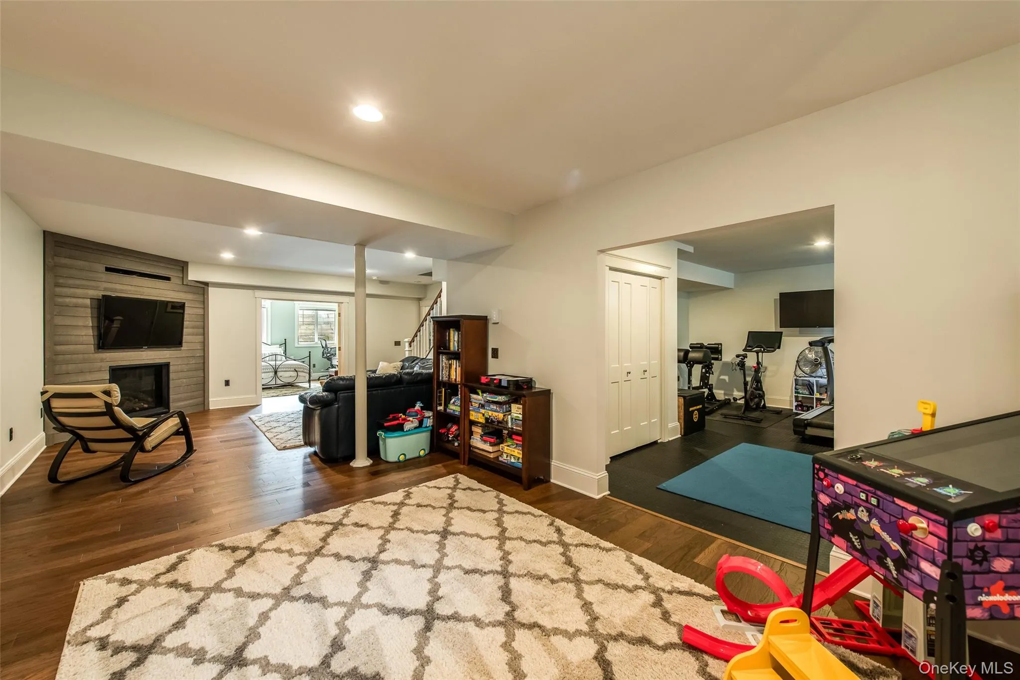 6 Stanford Court, Rhinebeck, NY, 4 Bedrooms Bedrooms, 10 Rooms Rooms,3 BathroomsBathrooms,Residential,For Rent,Stanford,0,1033036 6 Stanford Court, Rhinebeck, NY, 4 Bedrooms Bedrooms, 10 Rooms Rooms,3 BathroomsBathrooms,Residential,For Rent,Stanford,0,1033036