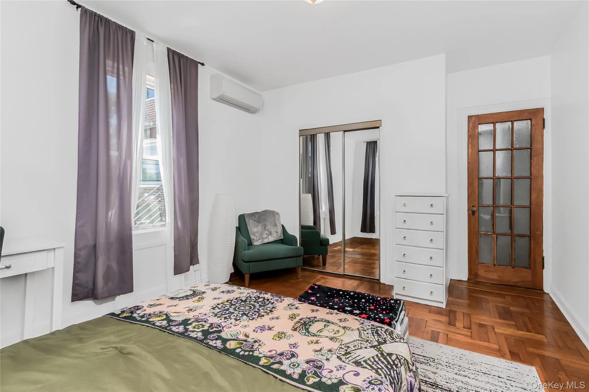 269 Swinton Avenue, New York, NY, 3 Bedrooms Bedrooms, 8 Rooms Rooms,2 BathroomsBathrooms,Residential,For Rent,Swinton,0,1033037 269 Swinton Avenue, New York, NY, 3 Bedrooms Bedrooms, 8 Rooms Rooms,2 BathroomsBathrooms,Residential,For Rent,Swinton,0,1033037