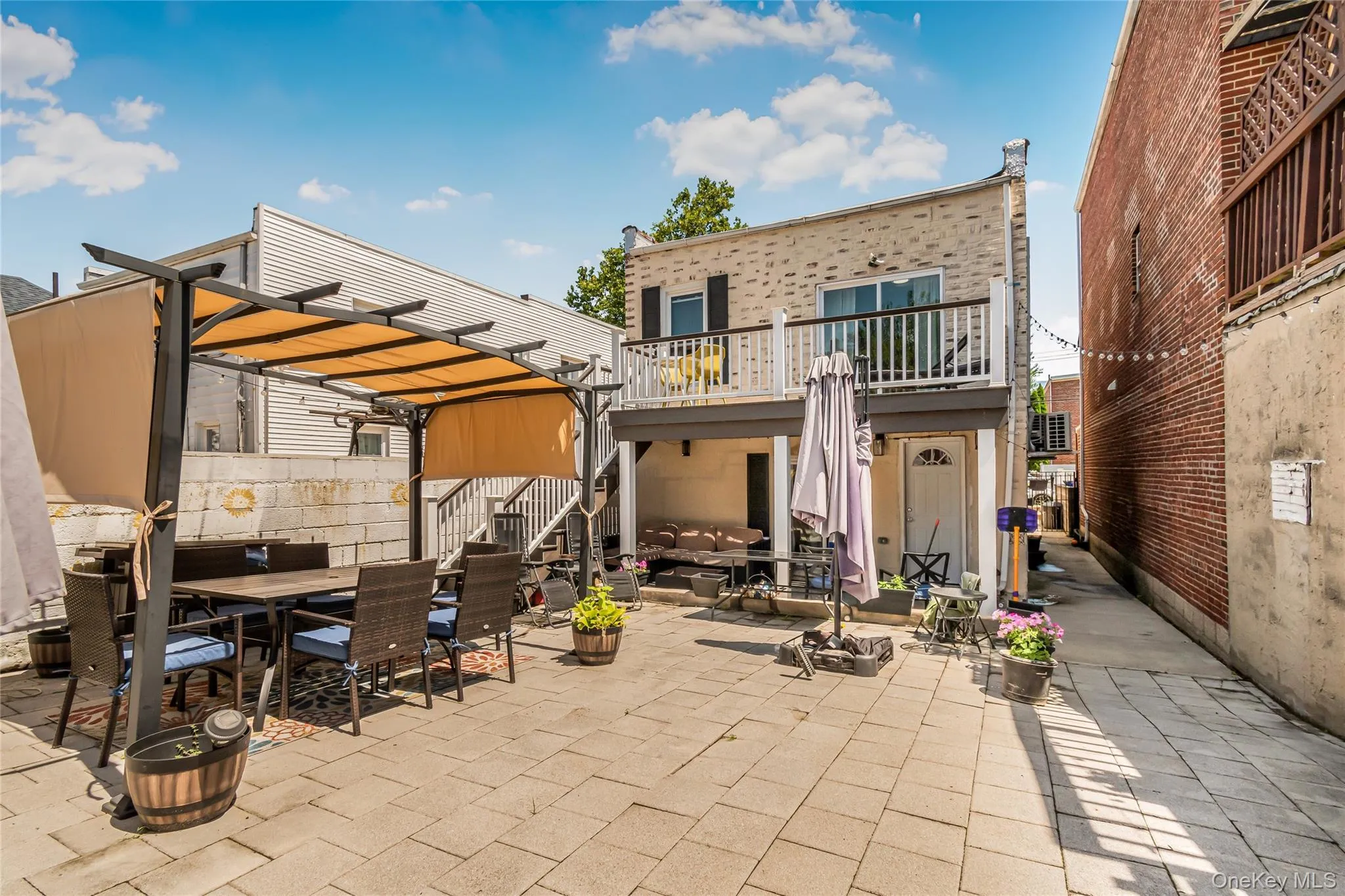 269 Swinton Avenue, New York, NY, 3 Bedrooms Bedrooms, 8 Rooms Rooms,2 BathroomsBathrooms,Residential,For Rent,Swinton,0,1033037 269 Swinton Avenue, New York, NY, 3 Bedrooms Bedrooms, 8 Rooms Rooms,2 BathroomsBathrooms,Residential,For Rent,Swinton,0,1033037