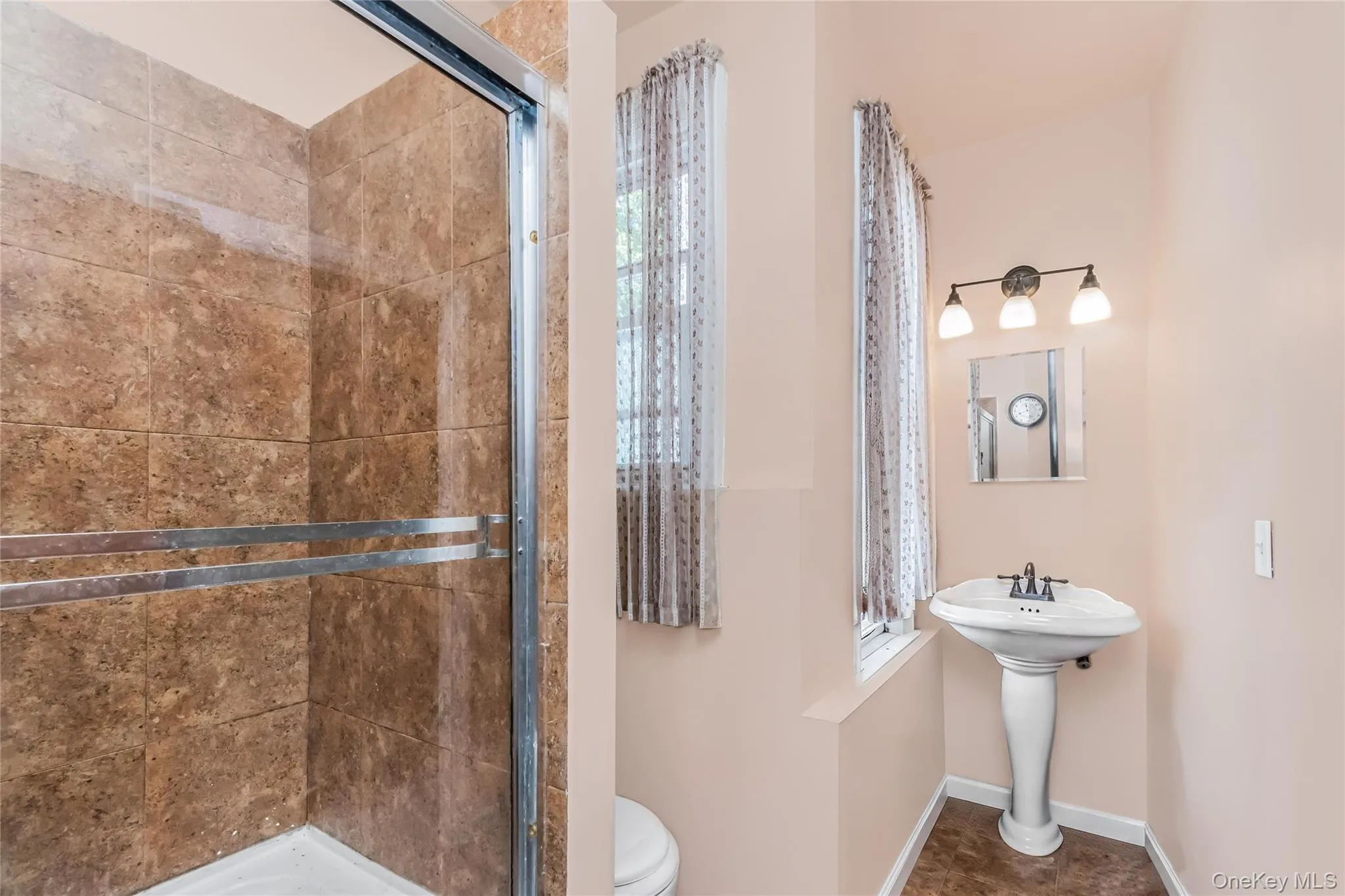269 Swinton Avenue, New York, NY, 3 Bedrooms Bedrooms, 8 Rooms Rooms,2 BathroomsBathrooms,Residential,For Rent,Swinton,0,1033037 269 Swinton Avenue, New York, NY, 3 Bedrooms Bedrooms, 8 Rooms Rooms,2 BathroomsBathrooms,Residential,For Rent,Swinton,0,1033037