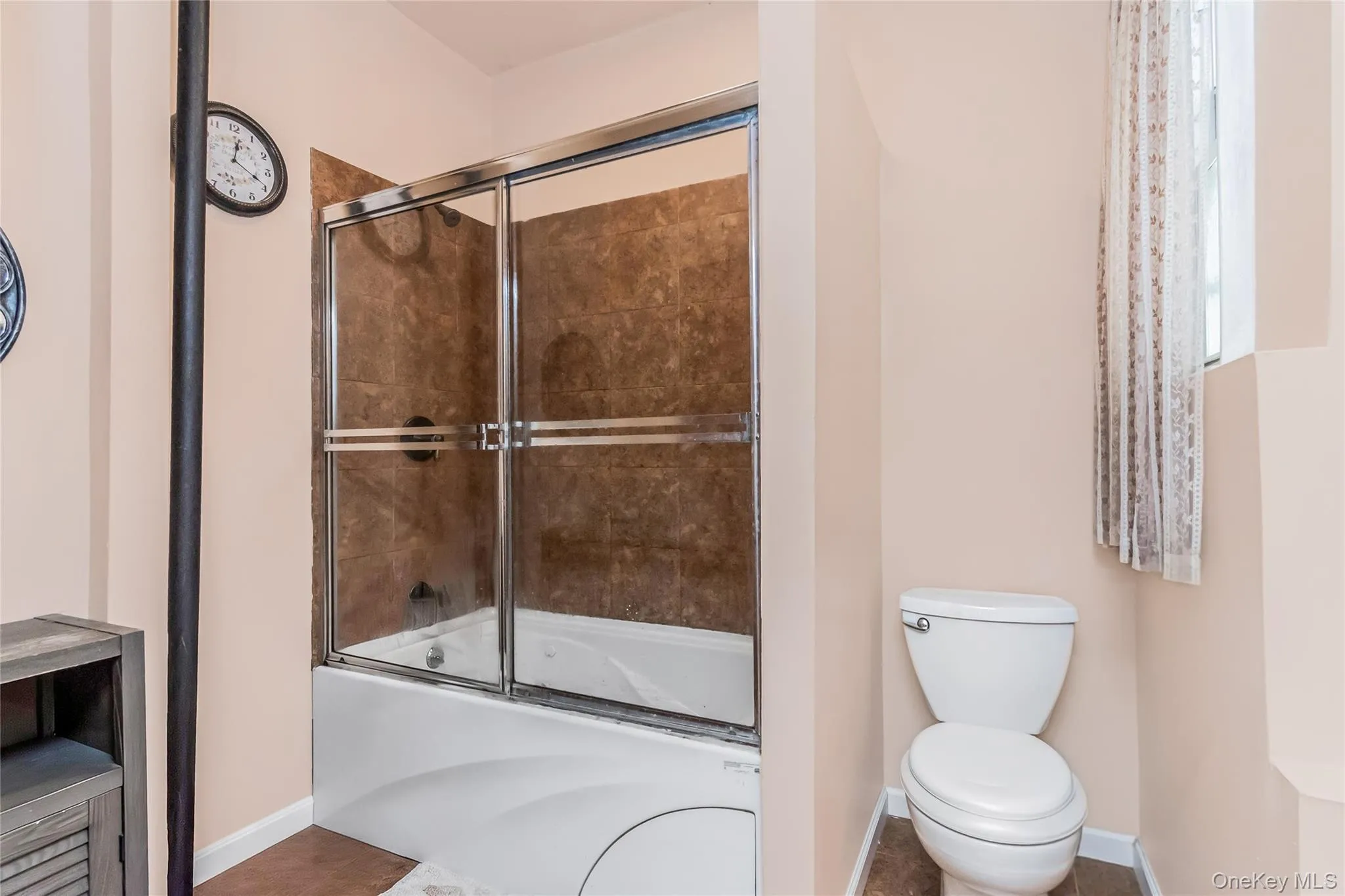 269 Swinton Avenue, New York, NY, 3 Bedrooms Bedrooms, 8 Rooms Rooms,2 BathroomsBathrooms,Residential,For Rent,Swinton,0,1033037 269 Swinton Avenue, New York, NY, 3 Bedrooms Bedrooms, 8 Rooms Rooms,2 BathroomsBathrooms,Residential,For Rent,Swinton,0,1033037