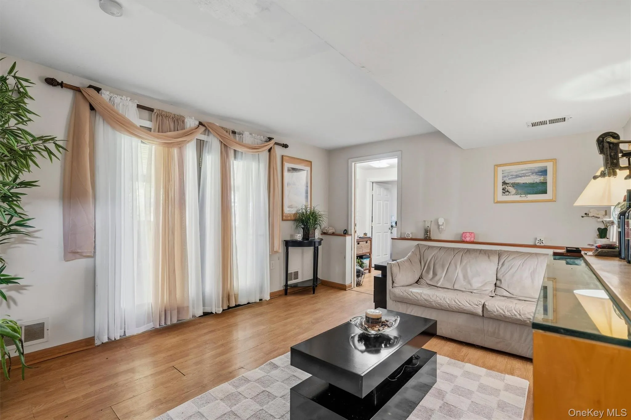 358 Lake Shore Drive, Blooming Grove, NY, 6 Bedrooms Bedrooms, 11 Rooms Rooms,3 BathroomsBathrooms,Residential,For Rent,Lake Shore,0,1033040 358 Lake Shore Drive, Blooming Grove, NY, 6 Bedrooms Bedrooms, 11 Rooms Rooms,3 BathroomsBathrooms,Residential,For Rent,Lake Shore,0,1033040