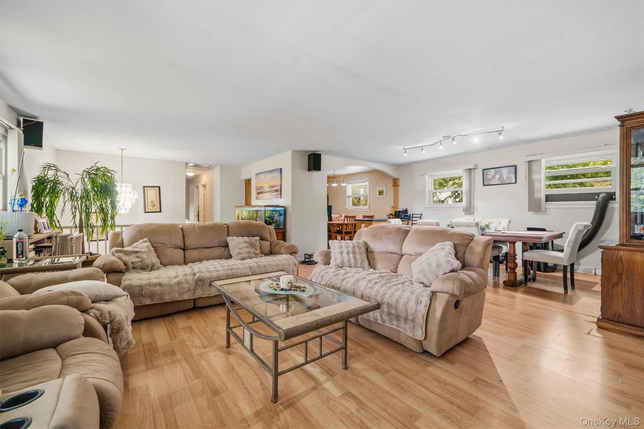358 Lake Shore Drive, Blooming Grove, NY, 6 Bedrooms Bedrooms, 11 Rooms Rooms,3 BathroomsBathrooms,Residential,For Rent,Lake Shore,0,1033040 358 Lake Shore Drive, Blooming Grove, NY, 6 Bedrooms Bedrooms, 11 Rooms Rooms,3 BathroomsBathrooms,Residential,For Rent,Lake Shore,0,1033040