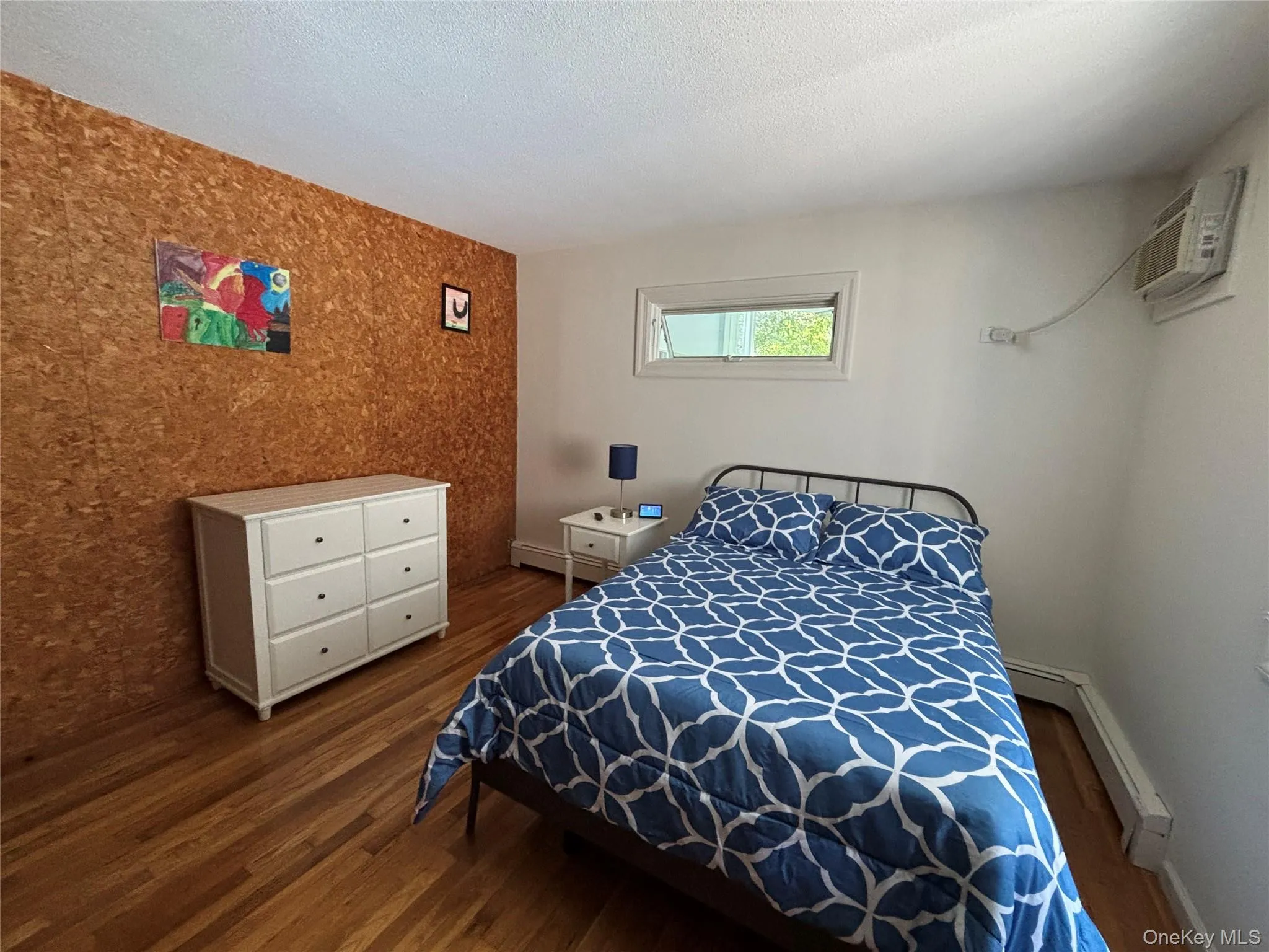 17 Columbine Avenue, Southampton, NY, 4 Bedrooms Bedrooms, 11 Rooms Rooms,2 BathroomsBathrooms,Residential Lease,For Rent,Columbine,0,1033042 17 Columbine Avenue, Southampton, NY, 4 Bedrooms Bedrooms, 11 Rooms Rooms,2 BathroomsBathrooms,Residential Lease,For Rent,Columbine,0,1033042