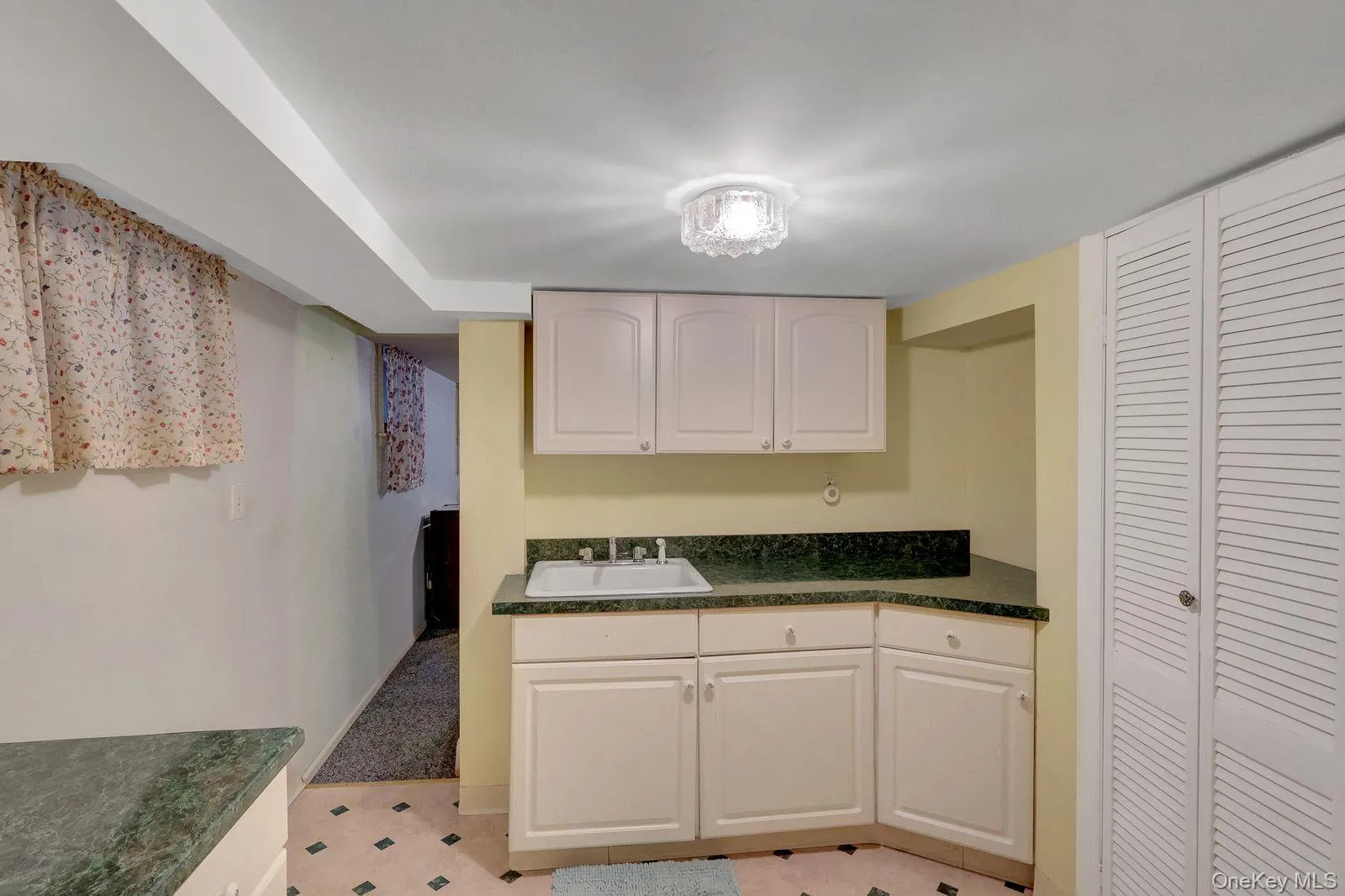 7718 86th Street, New York, NY, 3 Bedrooms Bedrooms, 7 Rooms Rooms,1 BathroomBathrooms,Residential,For Rent,86th,0,1033043 7718 86th Street, New York, NY, 3 Bedrooms Bedrooms, 7 Rooms Rooms,1 BathroomBathrooms,Residential,For Rent,86th,0,1033043