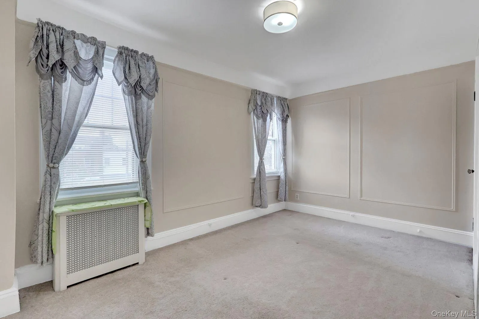 7718 86th Street, New York, NY, 3 Bedrooms Bedrooms, 7 Rooms Rooms,1 BathroomBathrooms,Residential,For Rent,86th,0,1033043 7718 86th Street, New York, NY, 3 Bedrooms Bedrooms, 7 Rooms Rooms,1 BathroomBathrooms,Residential,For Rent,86th,0,1033043