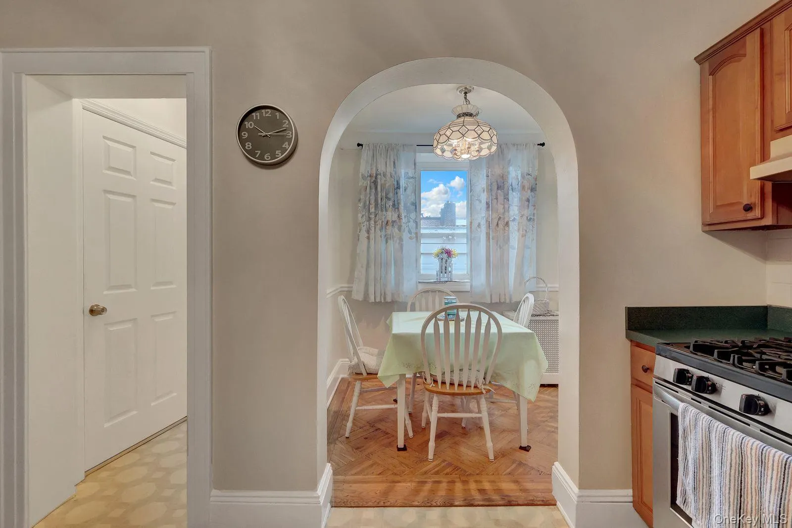 7718 86th Street, New York, NY, 3 Bedrooms Bedrooms, 7 Rooms Rooms,1 BathroomBathrooms,Residential,For Rent,86th,0,1033043 7718 86th Street, New York, NY, 3 Bedrooms Bedrooms, 7 Rooms Rooms,1 BathroomBathrooms,Residential,For Rent,86th,0,1033043