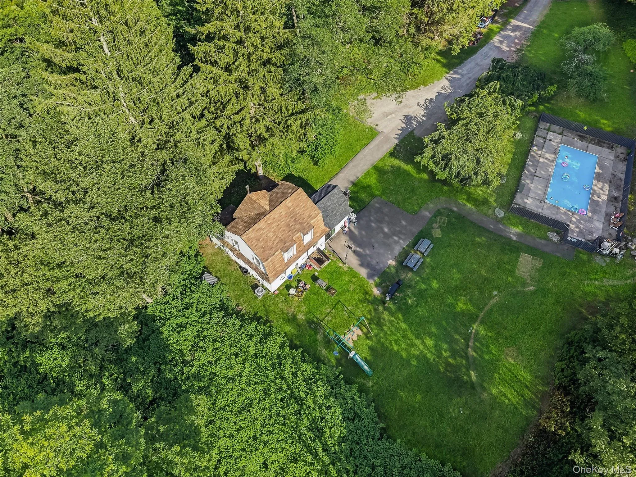 412 Old Monticello Road, Liberty, NY, 3 Bedrooms Bedrooms, 10 Rooms Rooms,2 BathroomsBathrooms,Residential,For Rent,Old Monticello,0,1033049 412 Old Monticello Road, Liberty, NY, 3 Bedrooms Bedrooms, 10 Rooms Rooms,2 BathroomsBathrooms,Residential,For Rent,Old Monticello,0,1033049