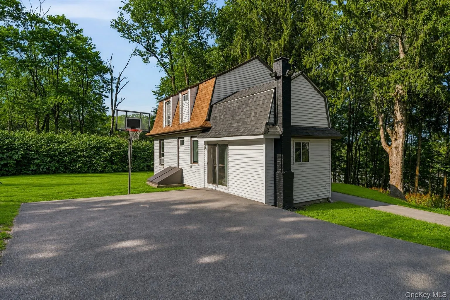 412 Old Monticello Road, Liberty, NY, 3 Bedrooms Bedrooms, 10 Rooms Rooms,2 BathroomsBathrooms,Residential,For Rent,Old Monticello,0,1033049 412 Old Monticello Road, Liberty, NY, 3 Bedrooms Bedrooms, 10 Rooms Rooms,2 BathroomsBathrooms,Residential,For Rent,Old Monticello,0,1033049