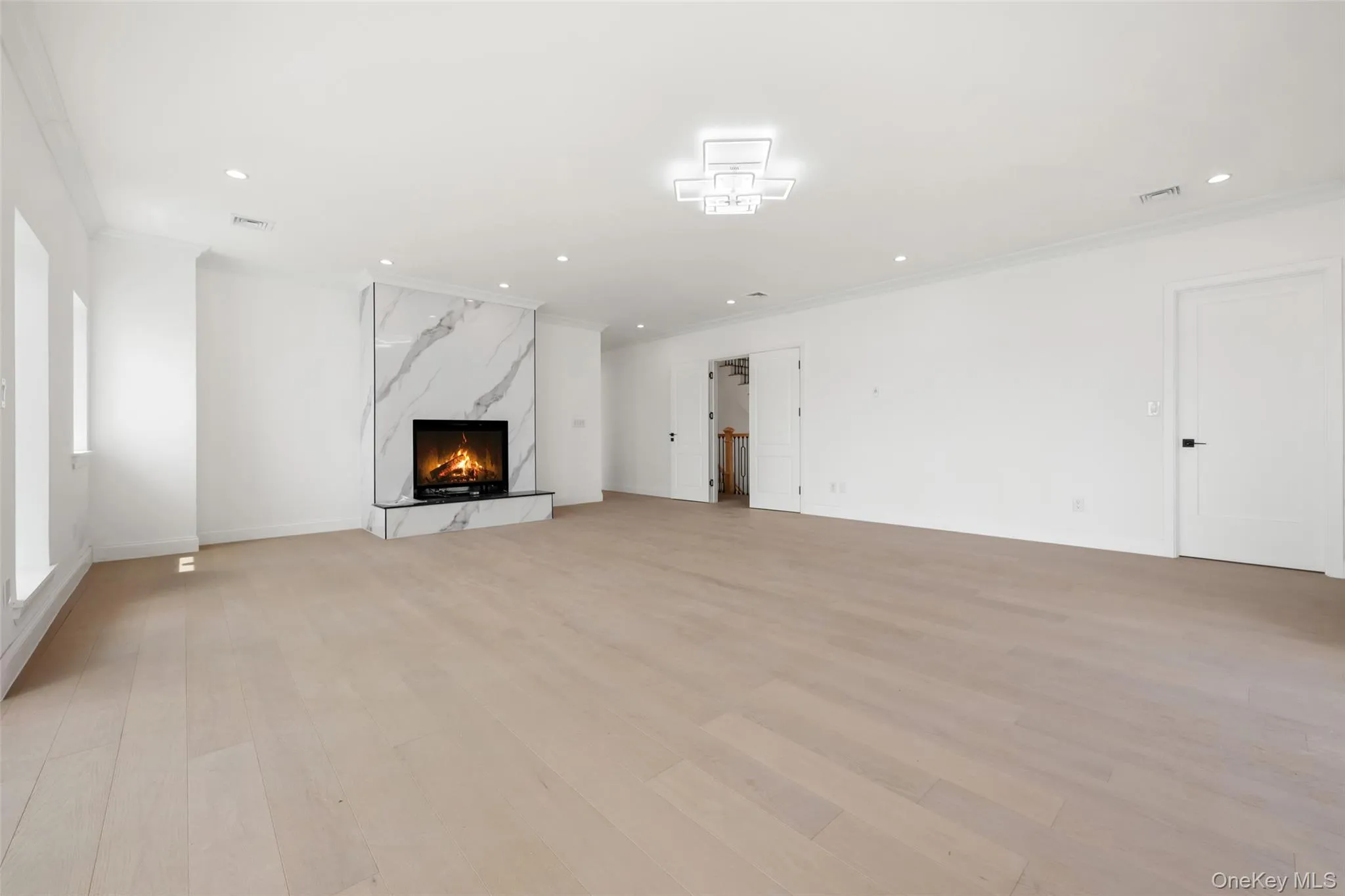 4 Angelas Place, New York, NY, 5 Bedrooms Bedrooms, 25 Rooms Rooms,4 BathroomsBathrooms,Residential,For Rent,Angelas,0,1033058 4 Angelas Place, New York, NY, 5 Bedrooms Bedrooms, 25 Rooms Rooms,4 BathroomsBathrooms,Residential,For Rent,Angelas,0,1033058