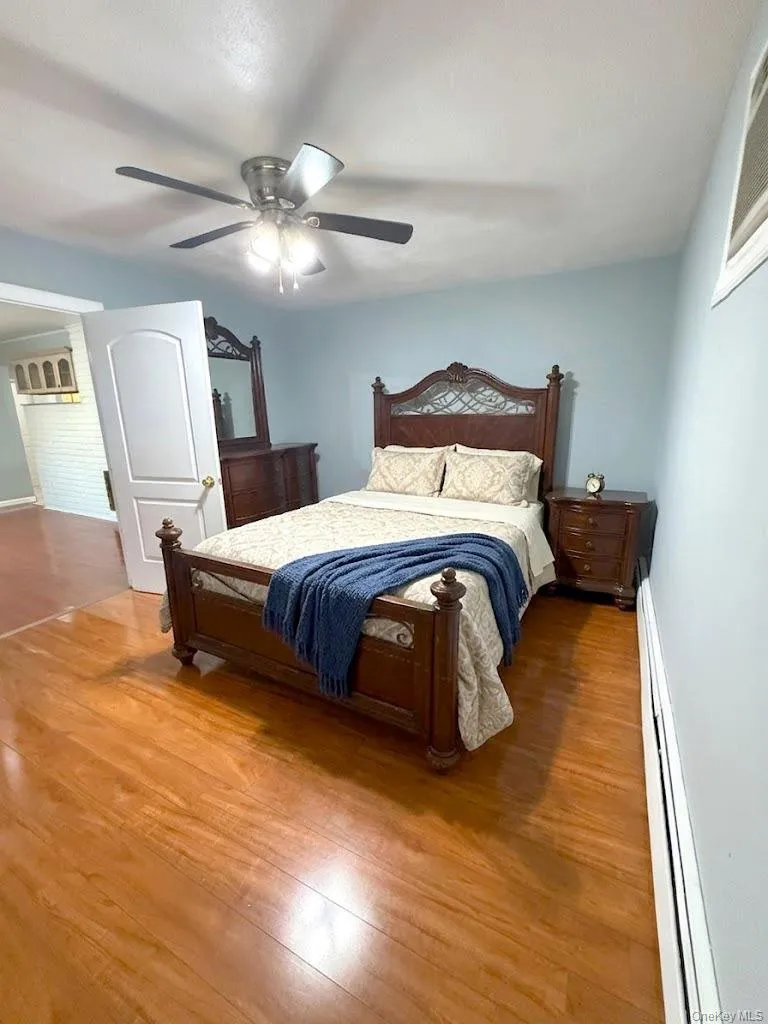 36 Winter Lane, Oyster Bay, NY, 4 Bedrooms Bedrooms, 10 Rooms Rooms,3 BathroomsBathrooms,Residential Lease,For Rent,Winter,0,1033060 36 Winter Lane, Oyster Bay, NY, 4 Bedrooms Bedrooms, 10 Rooms Rooms,3 BathroomsBathrooms,Residential Lease,For Rent,Winter,0,1033060