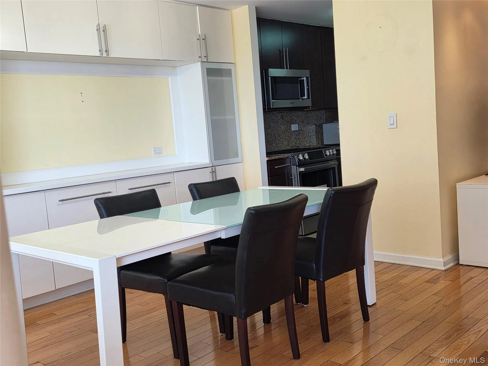 17-85 215 Street, New York, NY, 1 Bedroom Bedrooms, 4 Rooms Rooms,1 BathroomBathrooms,Residential,For Rent,215,0,1033063 17-85 215 Street, New York, NY, 1 Bedroom Bedrooms, 4 Rooms Rooms,1 BathroomBathrooms,Residential,For Rent,215,0,1033063