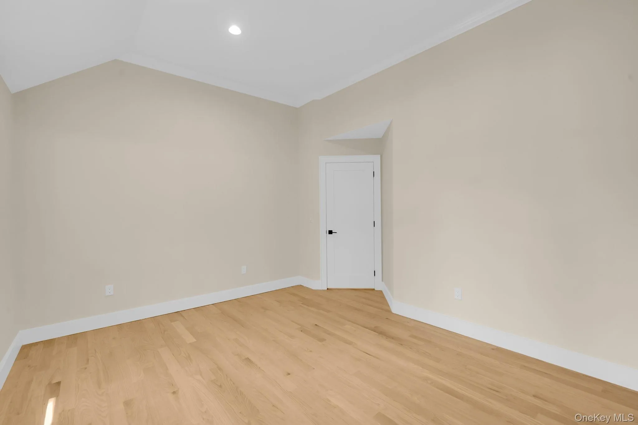 48 S Rt 25A E Route 25A, Brookhaven, NY, 5 Bedrooms Bedrooms, 11 Rooms Rooms,5 BathroomsBathrooms,Residential,For Rent,S Rt 25A E Route 25A,0,1033072 48 S Rt 25A E Route 25A, Brookhaven, NY, 5 Bedrooms Bedrooms, 11 Rooms Rooms,5 BathroomsBathrooms,Residential,For Rent,S Rt 25A E Route 25A,0,1033072