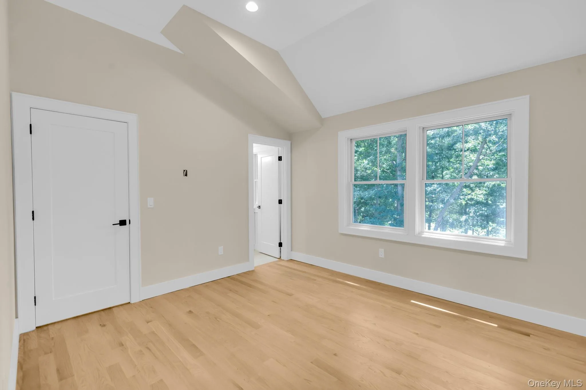 48 S Rt 25A E Route 25A, Brookhaven, NY, 5 Bedrooms Bedrooms, 11 Rooms Rooms,5 BathroomsBathrooms,Residential,For Rent,S Rt 25A E Route 25A,0,1033072 48 S Rt 25A E Route 25A, Brookhaven, NY, 5 Bedrooms Bedrooms, 11 Rooms Rooms,5 BathroomsBathrooms,Residential,For Rent,S Rt 25A E Route 25A,0,1033072