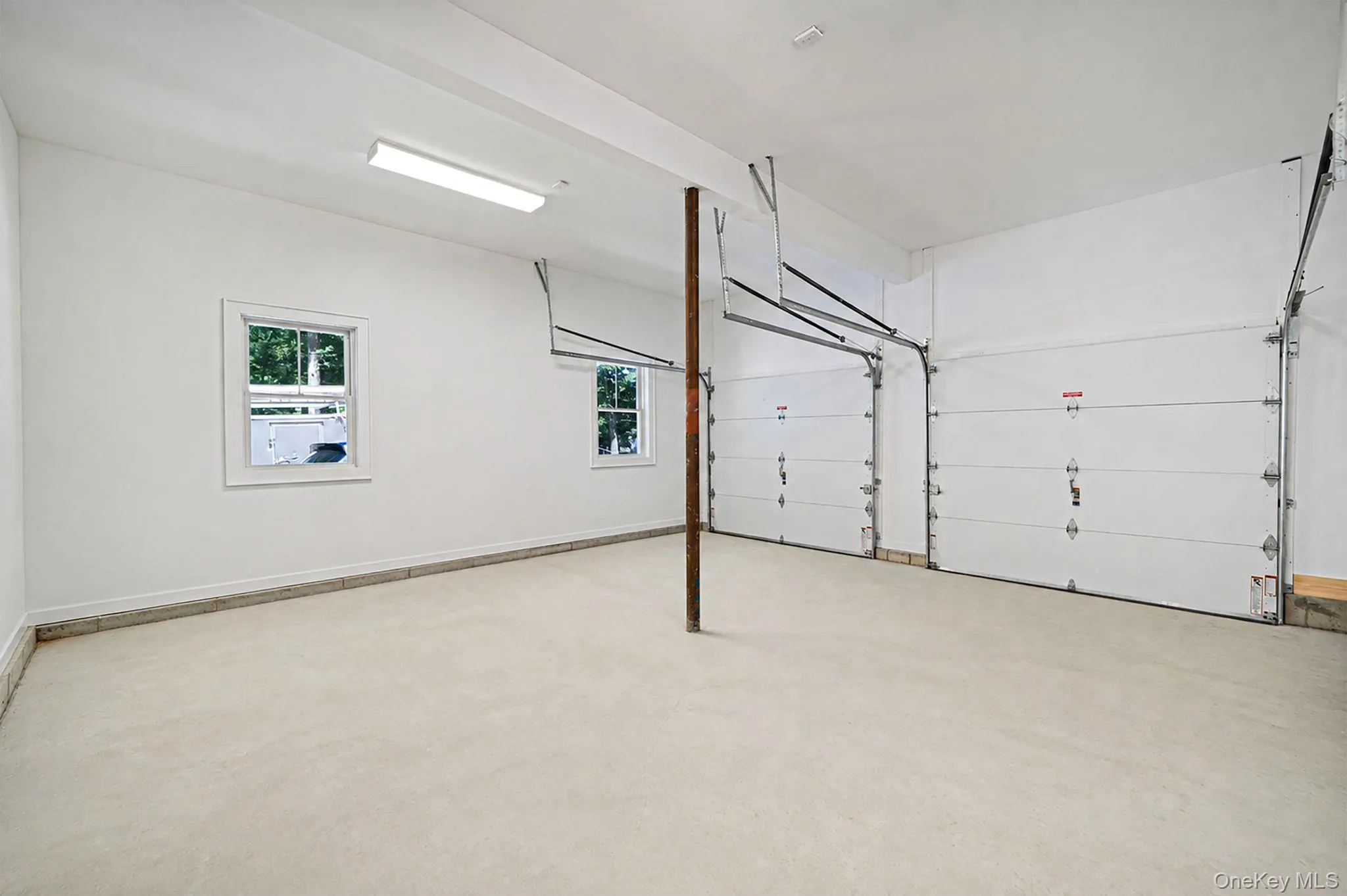 48 S Rt 25A E Route 25A, Brookhaven, NY, 5 Bedrooms Bedrooms, 11 Rooms Rooms,5 BathroomsBathrooms,Residential,For Rent,S Rt 25A E Route 25A,0,1033072 48 S Rt 25A E Route 25A, Brookhaven, NY, 5 Bedrooms Bedrooms, 11 Rooms Rooms,5 BathroomsBathrooms,Residential,For Rent,S Rt 25A E Route 25A,0,1033072