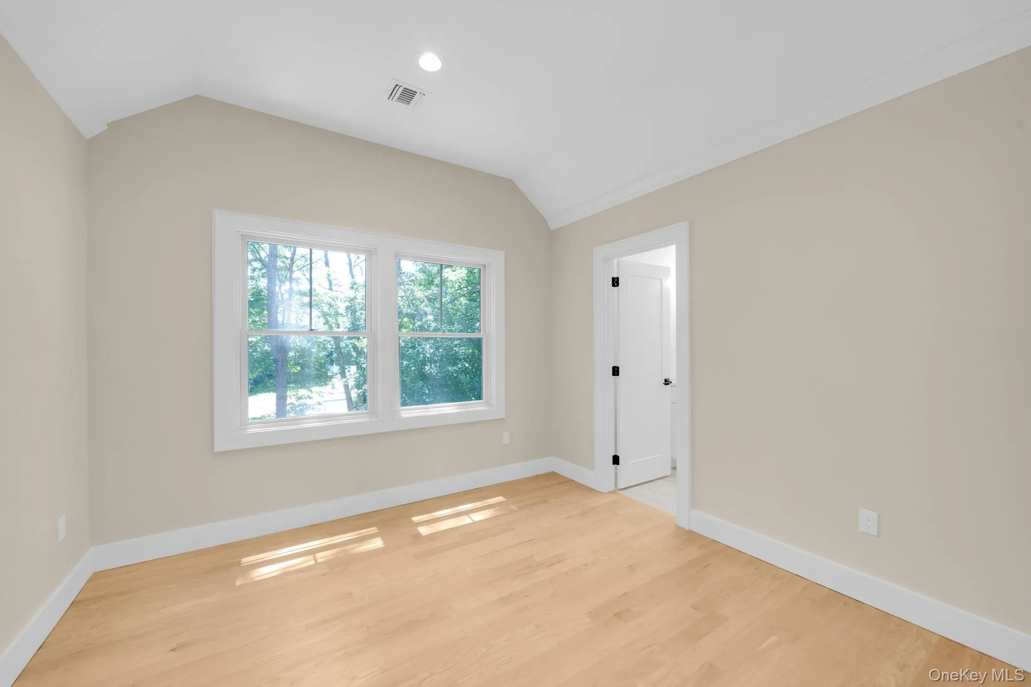 48 S Rt 25A E Route 25A, Brookhaven, NY, 5 Bedrooms Bedrooms, 11 Rooms Rooms,5 BathroomsBathrooms,Residential,For Rent,S Rt 25A E Route 25A,0,1033072 48 S Rt 25A E Route 25A, Brookhaven, NY, 5 Bedrooms Bedrooms, 11 Rooms Rooms,5 BathroomsBathrooms,Residential,For Rent,S Rt 25A E Route 25A,0,1033072