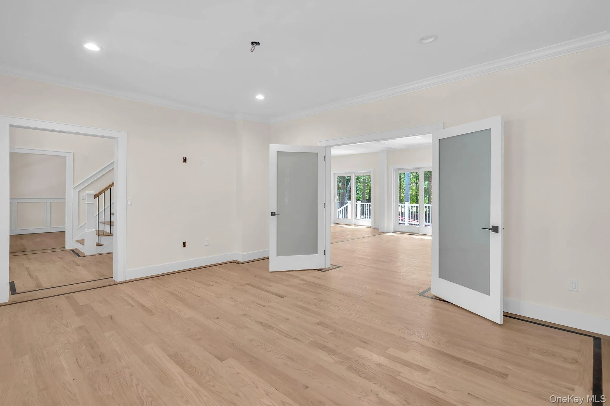 48 S Rt 25A E Route 25A, Brookhaven, NY, 5 Bedrooms Bedrooms, 11 Rooms Rooms,5 BathroomsBathrooms,Residential,For Rent,S Rt 25A E Route 25A,0,1033072 48 S Rt 25A E Route 25A, Brookhaven, NY, 5 Bedrooms Bedrooms, 11 Rooms Rooms,5 BathroomsBathrooms,Residential,For Rent,S Rt 25A E Route 25A,0,1033072