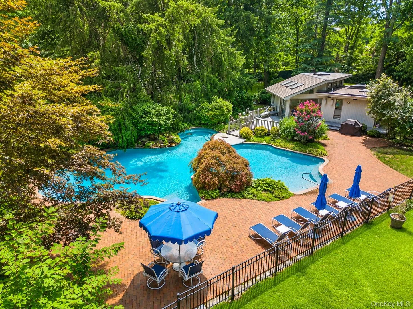 24 Winding Lane, Oyster Bay, NY, 6 Bedrooms Bedrooms, 10 Rooms Rooms,4 BathroomsBathrooms,Residential,For Rent,Winding,0,1033074 24 Winding Lane, Oyster Bay, NY, 6 Bedrooms Bedrooms, 10 Rooms Rooms,4 BathroomsBathrooms,Residential,For Rent,Winding,0,1033074