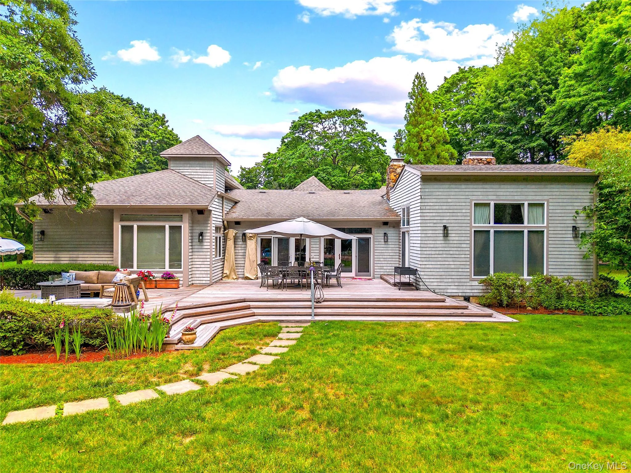 24 Winding Lane, Oyster Bay, NY, 6 Bedrooms Bedrooms, 10 Rooms Rooms,4 BathroomsBathrooms,Residential,For Rent,Winding,0,1033074 24 Winding Lane, Oyster Bay, NY, 6 Bedrooms Bedrooms, 10 Rooms Rooms,4 BathroomsBathrooms,Residential,For Rent,Winding,0,1033074