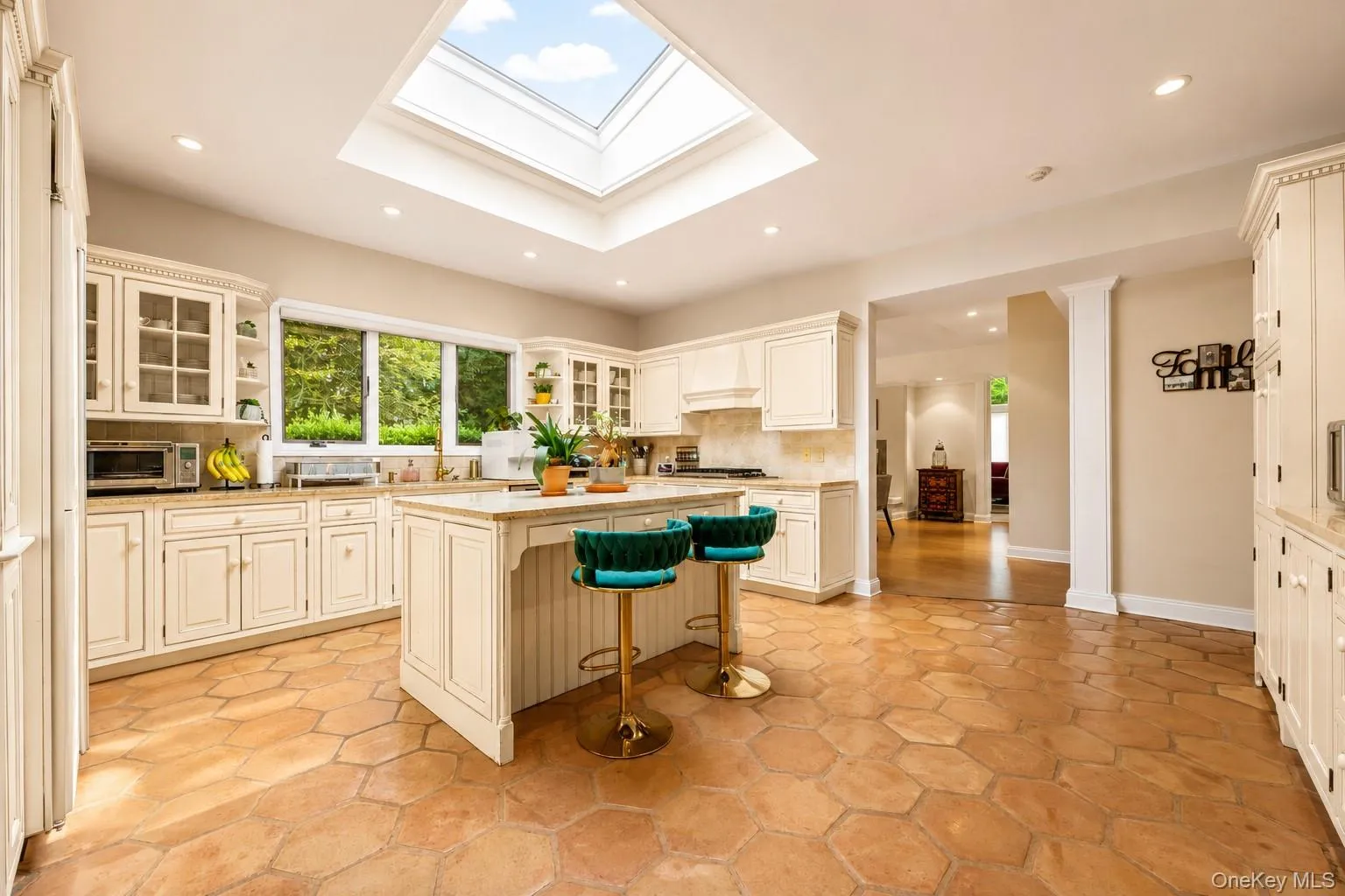 24 Winding Lane, Oyster Bay, NY, 6 Bedrooms Bedrooms, 10 Rooms Rooms,4 BathroomsBathrooms,Residential,For Rent,Winding,0,1033074 24 Winding Lane, Oyster Bay, NY, 6 Bedrooms Bedrooms, 10 Rooms Rooms,4 BathroomsBathrooms,Residential,For Rent,Winding,0,1033074