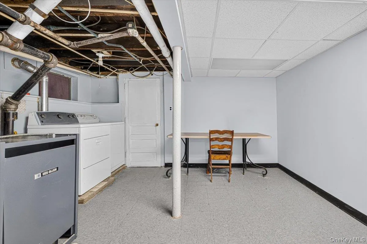88-32 187th Place, New York, NY, 3 Bedrooms Bedrooms, 8 Rooms Rooms,1 BathroomBathrooms,Residential,For Rent,187th,0,1033080 88-32 187th Place, New York, NY, 3 Bedrooms Bedrooms, 8 Rooms Rooms,1 BathroomBathrooms,Residential,For Rent,187th,0,1033080