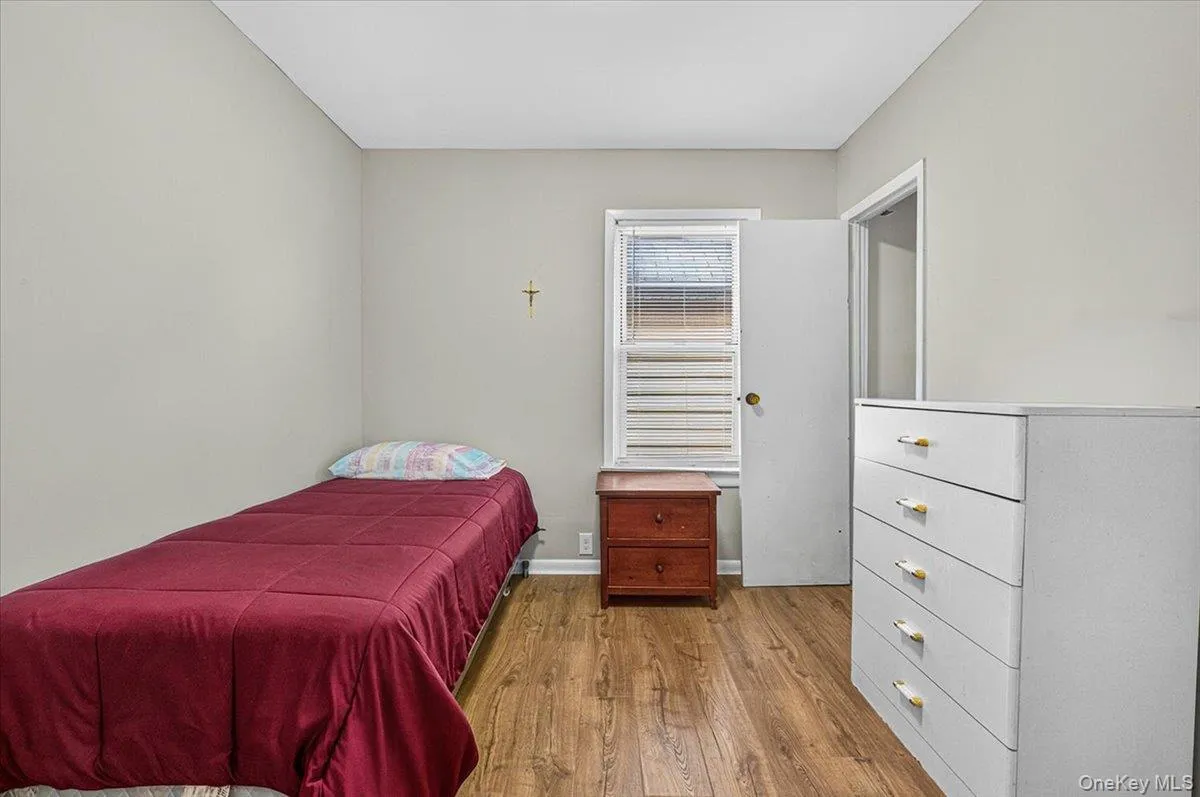 88-32 187th Place, New York, NY, 3 Bedrooms Bedrooms, 8 Rooms Rooms,1 BathroomBathrooms,Residential,For Rent,187th,0,1033080 88-32 187th Place, New York, NY, 3 Bedrooms Bedrooms, 8 Rooms Rooms,1 BathroomBathrooms,Residential,For Rent,187th,0,1033080