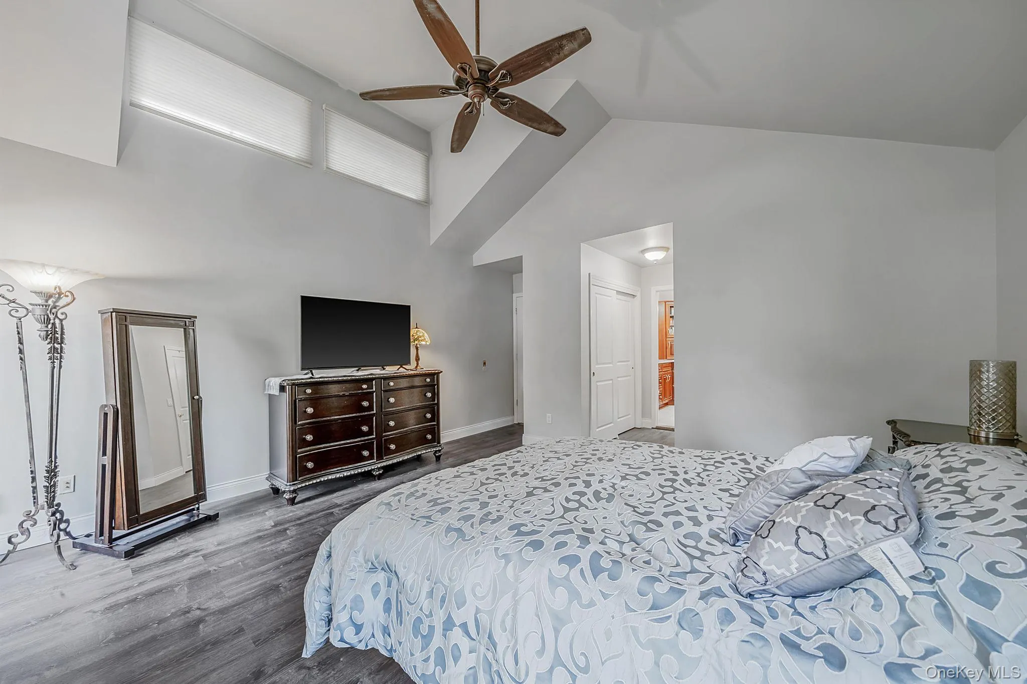 16 Oak Hills Drive, Brookhaven, NY, 4 Bedrooms Bedrooms, 9 Rooms Rooms,2 BathroomsBathrooms,Residential,For Rent,Oak Hills,0,1033083 16 Oak Hills Drive, Brookhaven, NY, 4 Bedrooms Bedrooms, 9 Rooms Rooms,2 BathroomsBathrooms,Residential,For Rent,Oak Hills,0,1033083