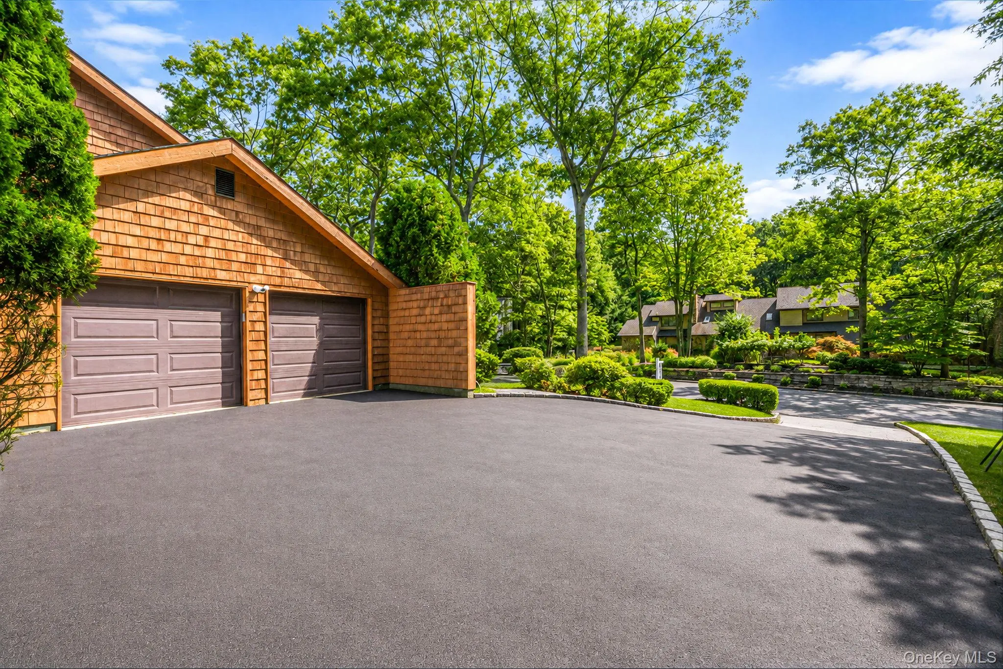 16 Oak Hills Drive, Brookhaven, NY, 4 Bedrooms Bedrooms, 9 Rooms Rooms,2 BathroomsBathrooms,Residential,For Rent,Oak Hills,0,1033083 16 Oak Hills Drive, Brookhaven, NY, 4 Bedrooms Bedrooms, 9 Rooms Rooms,2 BathroomsBathrooms,Residential,For Rent,Oak Hills,0,1033083