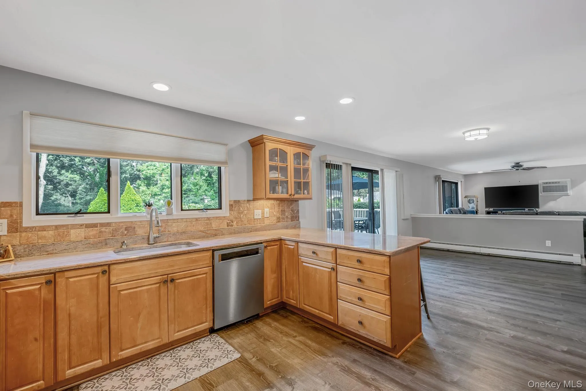 16 Oak Hills Drive, Brookhaven, NY, 4 Bedrooms Bedrooms, 9 Rooms Rooms,2 BathroomsBathrooms,Residential,For Rent,Oak Hills,0,1033083 16 Oak Hills Drive, Brookhaven, NY, 4 Bedrooms Bedrooms, 9 Rooms Rooms,2 BathroomsBathrooms,Residential,For Rent,Oak Hills,0,1033083