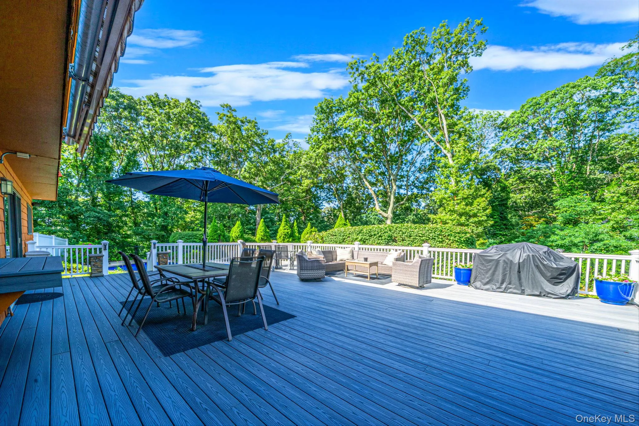 16 Oak Hills Drive, Brookhaven, NY, 4 Bedrooms Bedrooms, 9 Rooms Rooms,2 BathroomsBathrooms,Residential,For Rent,Oak Hills,0,1033083 16 Oak Hills Drive, Brookhaven, NY, 4 Bedrooms Bedrooms, 9 Rooms Rooms,2 BathroomsBathrooms,Residential,For Rent,Oak Hills,0,1033083