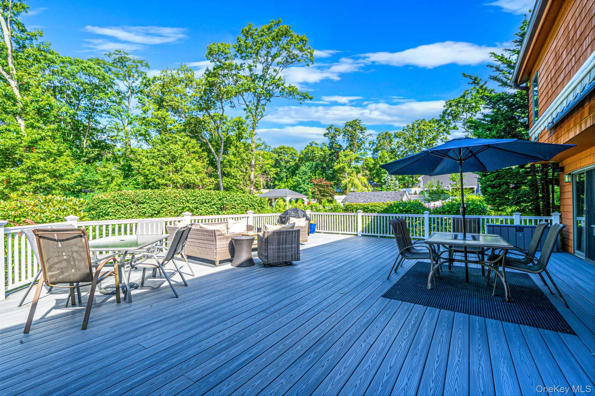 16 Oak Hills Drive, Brookhaven, NY, 4 Bedrooms Bedrooms, 9 Rooms Rooms,2 BathroomsBathrooms,Residential,For Rent,Oak Hills,0,1033083 16 Oak Hills Drive, Brookhaven, NY, 4 Bedrooms Bedrooms, 9 Rooms Rooms,2 BathroomsBathrooms,Residential,For Rent,Oak Hills,0,1033083