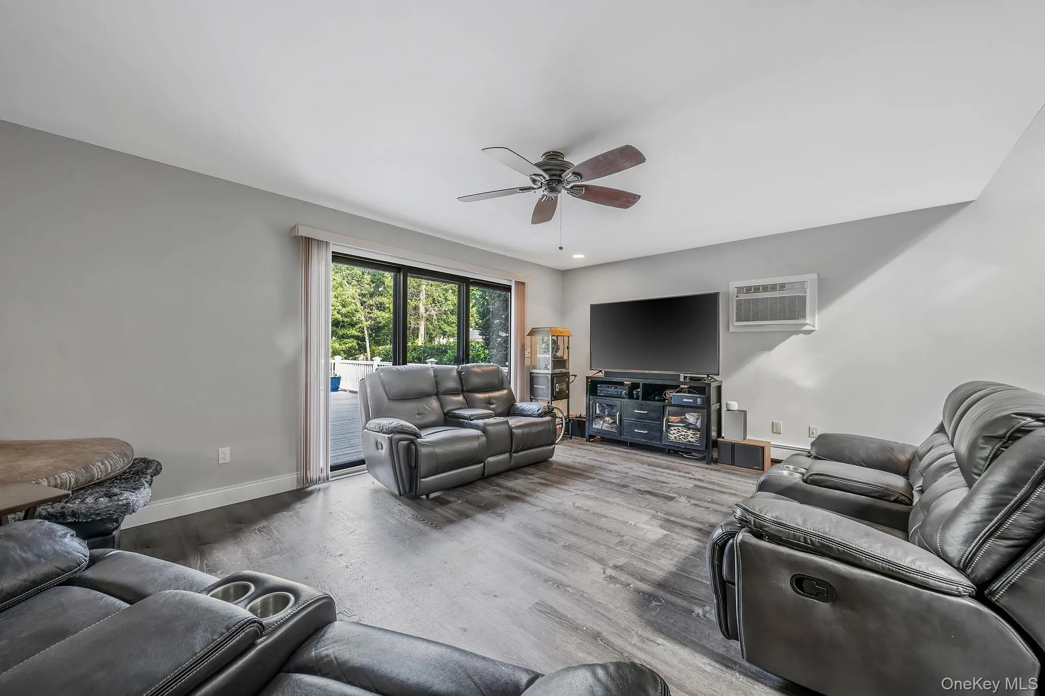 16 Oak Hills Drive, Brookhaven, NY, 4 Bedrooms Bedrooms, 9 Rooms Rooms,2 BathroomsBathrooms,Residential,For Rent,Oak Hills,0,1033083 16 Oak Hills Drive, Brookhaven, NY, 4 Bedrooms Bedrooms, 9 Rooms Rooms,2 BathroomsBathrooms,Residential,For Rent,Oak Hills,0,1033083