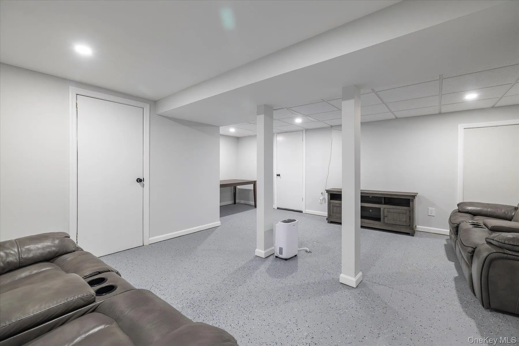 210 Delaware Avenue, Oyster Bay, NY, 3 Bedrooms Bedrooms, 7 Rooms Rooms,2 BathroomsBathrooms,Residential,For Rent,Delaware,0,1033084 210 Delaware Avenue, Oyster Bay, NY, 3 Bedrooms Bedrooms, 7 Rooms Rooms,2 BathroomsBathrooms,Residential,For Rent,Delaware,0,1033084
