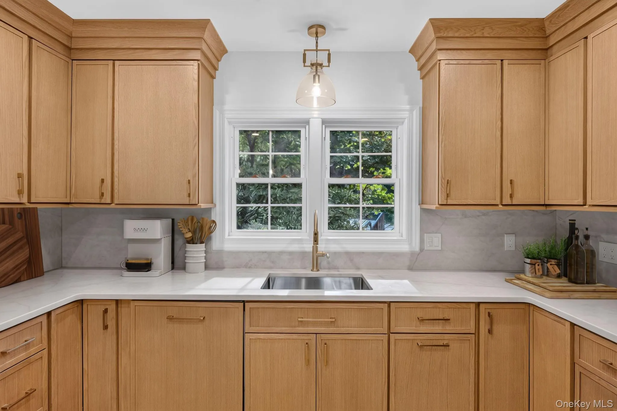 111 Altamont Avenue, Oyster Bay, NY, 3 Bedrooms Bedrooms, 9 Rooms Rooms,2 BathroomsBathrooms,Residential,For Rent,Altamont,0,1033087 111 Altamont Avenue, Oyster Bay, NY, 3 Bedrooms Bedrooms, 9 Rooms Rooms,2 BathroomsBathrooms,Residential,For Rent,Altamont,0,1033087