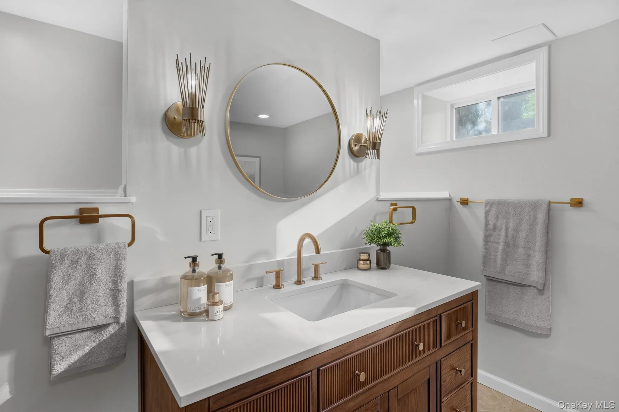 Lower Level Full Bath Lower Level Full Bath