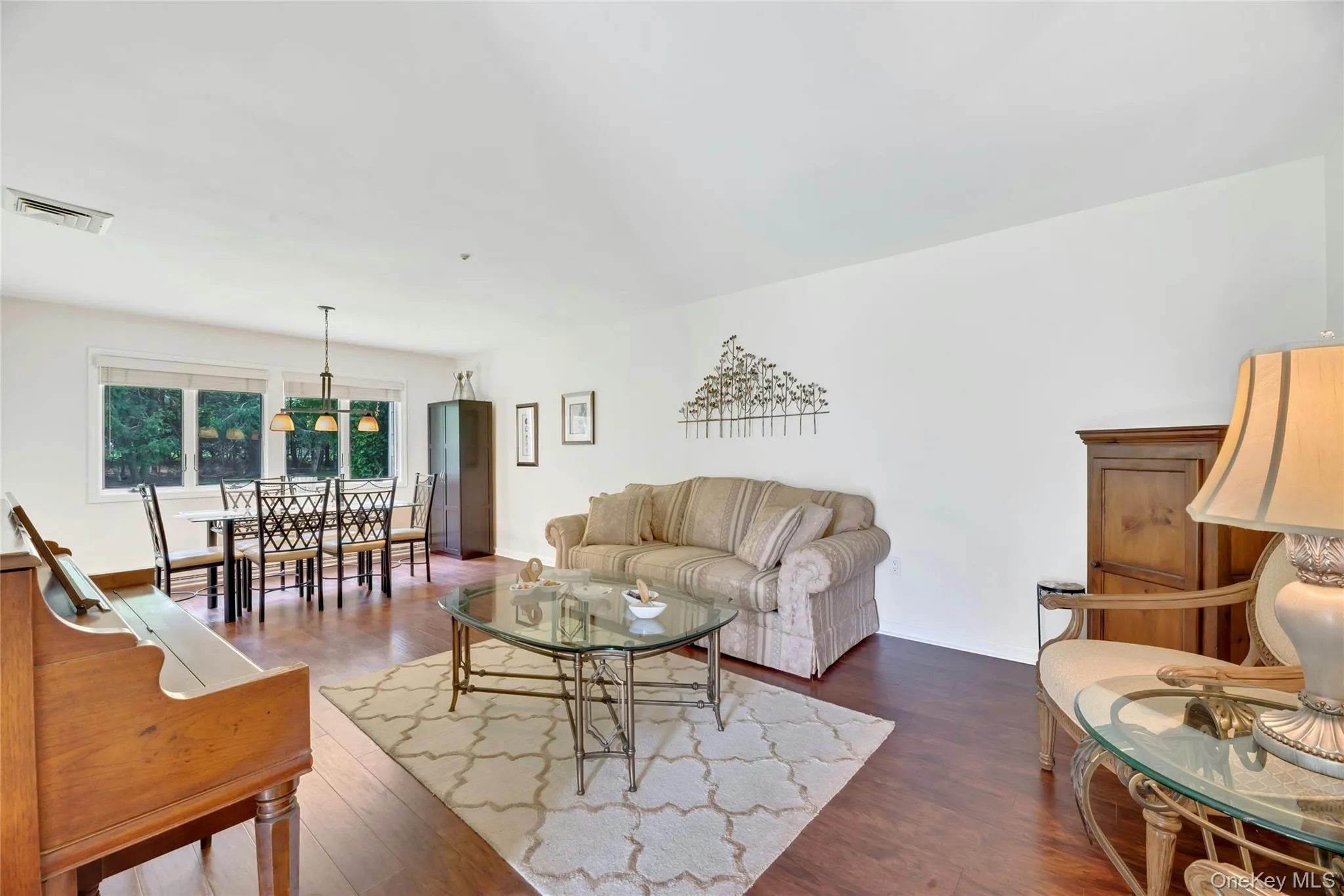 62 Hearthside Drive, Brookhaven, NY, 2 Bedrooms Bedrooms, 5 Rooms Rooms,2 BathroomsBathrooms,Residential,For Rent,Hearthside,0,1033093 62 Hearthside Drive, Brookhaven, NY, 2 Bedrooms Bedrooms, 5 Rooms Rooms,2 BathroomsBathrooms,Residential,For Rent,Hearthside,0,1033093