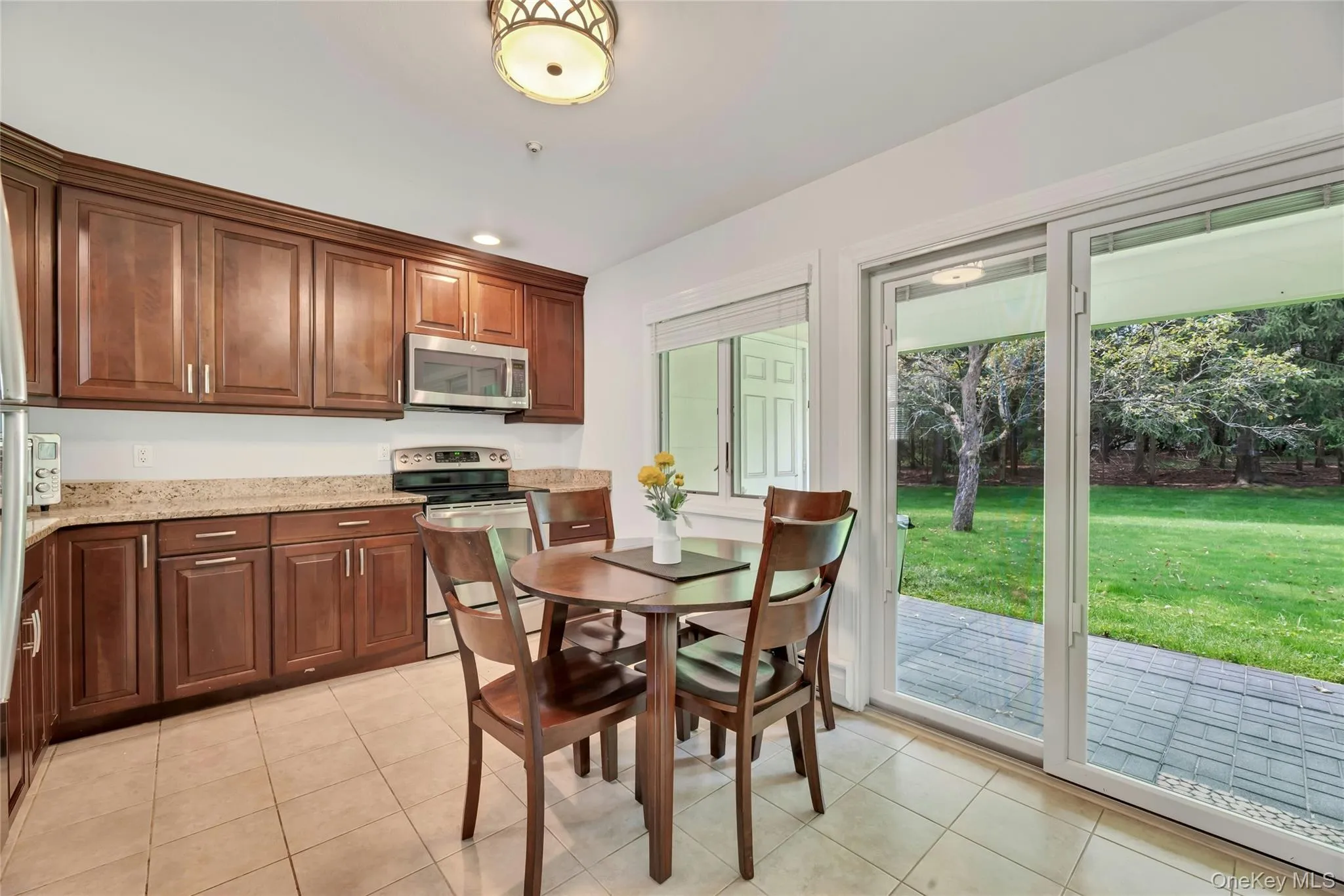 62 Hearthside Drive, Brookhaven, NY, 2 Bedrooms Bedrooms, 5 Rooms Rooms,2 BathroomsBathrooms,Residential,For Rent,Hearthside,0,1033093 62 Hearthside Drive, Brookhaven, NY, 2 Bedrooms Bedrooms, 5 Rooms Rooms,2 BathroomsBathrooms,Residential,For Rent,Hearthside,0,1033093