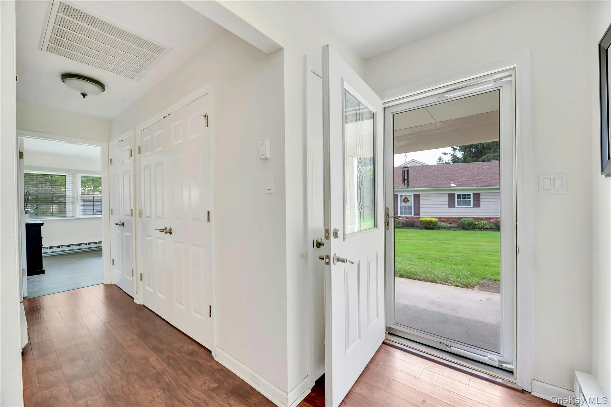 62 Hearthside Drive, Brookhaven, NY, 2 Bedrooms Bedrooms, 5 Rooms Rooms,2 BathroomsBathrooms,Residential,For Rent,Hearthside,0,1033093 62 Hearthside Drive, Brookhaven, NY, 2 Bedrooms Bedrooms, 5 Rooms Rooms,2 BathroomsBathrooms,Residential,For Rent,Hearthside,0,1033093