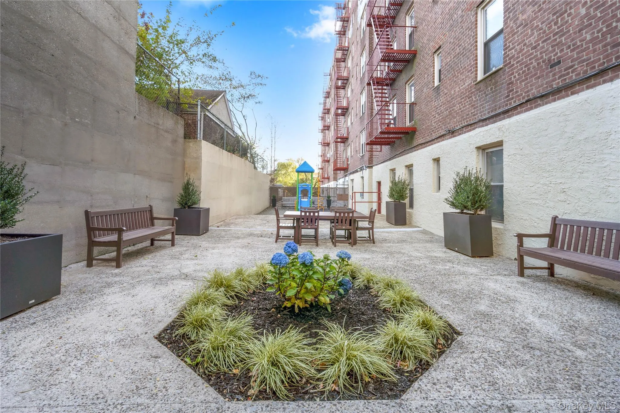 67-25 Clyde Street, New York, NY, 1 Bedroom Bedrooms, 3 Rooms Rooms,1 BathroomBathrooms,Residential,For Rent,Clyde,0,1033095 67-25 Clyde Street, New York, NY, 1 Bedroom Bedrooms, 3 Rooms Rooms,1 BathroomBathrooms,Residential,For Rent,Clyde,0,1033095