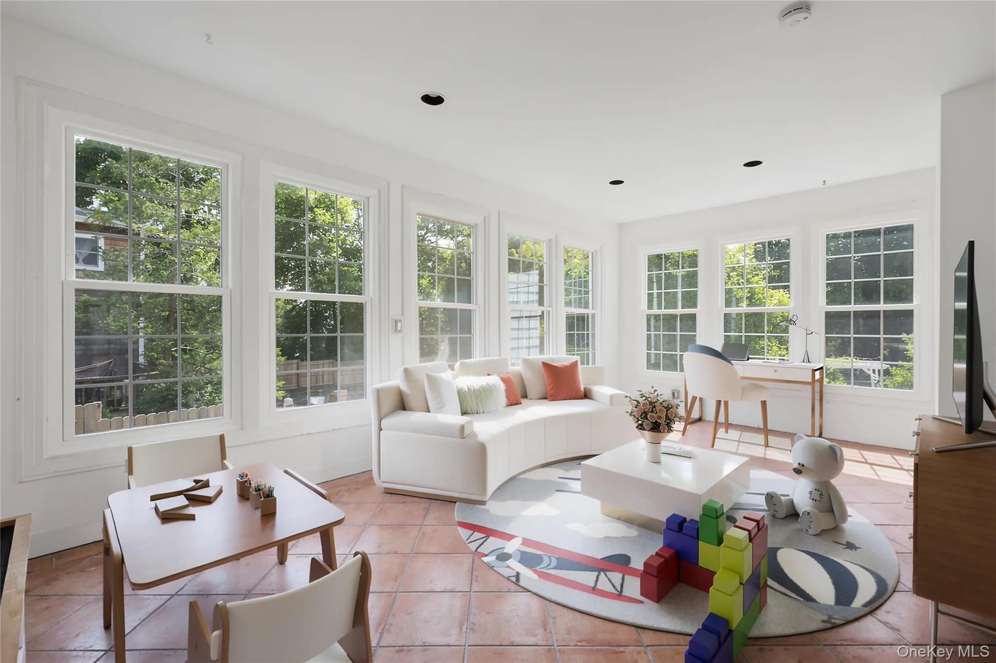 1146 North Avenue, New Rochelle, NY, 6 Bedrooms Bedrooms, 13 Rooms Rooms,4 BathroomsBathrooms,Residential Lease,For Rent,North,0,1033097 1146 North Avenue, New Rochelle, NY, 6 Bedrooms Bedrooms, 13 Rooms Rooms,4 BathroomsBathrooms,Residential Lease,For Rent,North,0,1033097