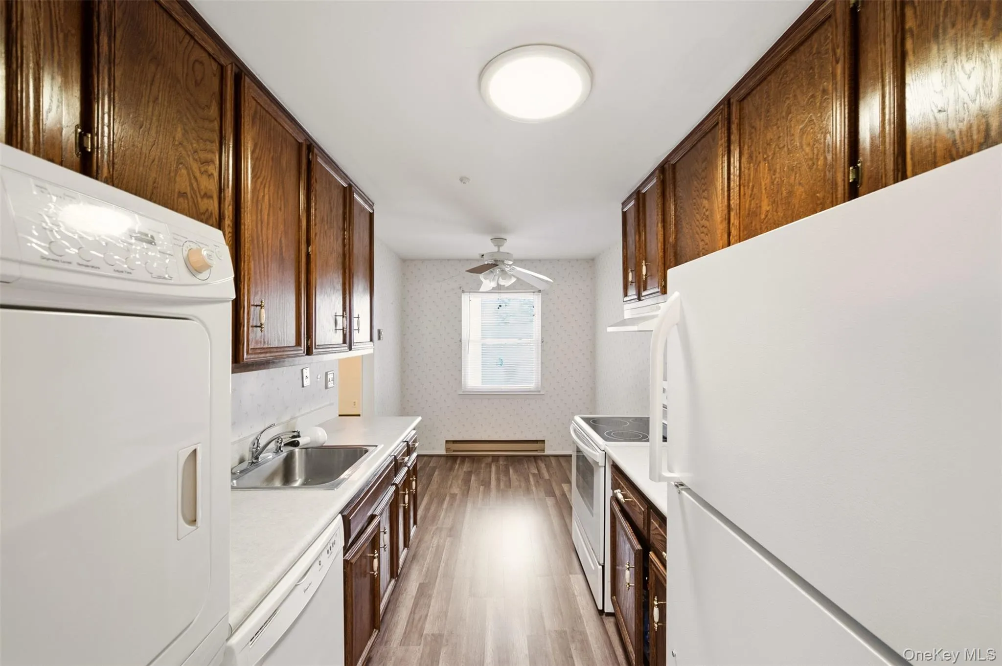 1006 Cabot Path, Smithtown, NY, 1 Bedroom Bedrooms, 4 Rooms Rooms,1 BathroomBathrooms,Residential,For Rent,Cabot,0,1033101 1006 Cabot Path, Smithtown, NY, 1 Bedroom Bedrooms, 4 Rooms Rooms,1 BathroomBathrooms,Residential,For Rent,Cabot,0,1033101