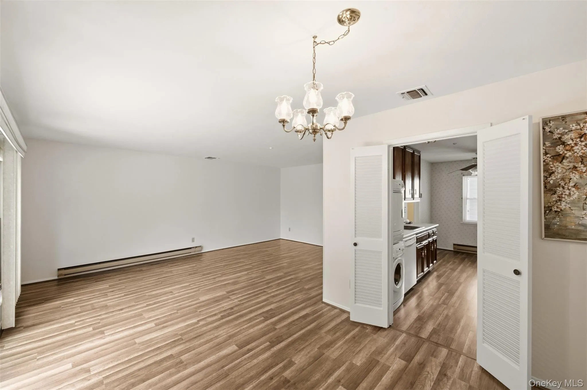 1006 Cabot Path, Smithtown, NY, 1 Bedroom Bedrooms, 4 Rooms Rooms,1 BathroomBathrooms,Residential,For Rent,Cabot,0,1033101 1006 Cabot Path, Smithtown, NY, 1 Bedroom Bedrooms, 4 Rooms Rooms,1 BathroomBathrooms,Residential,For Rent,Cabot,0,1033101